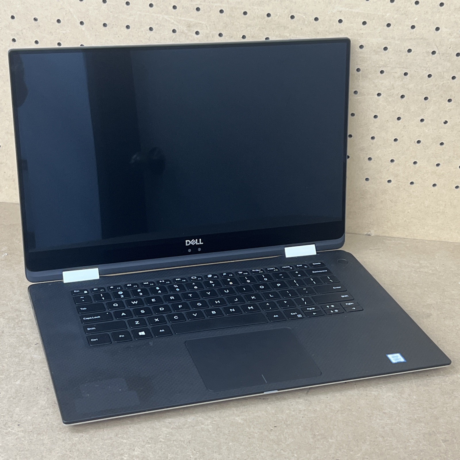 Dell XPS 15 9575 2-in-1 4k i7-8705G 3.1GHz 16GB RAM 256GB SSD – Good *Read Desc*