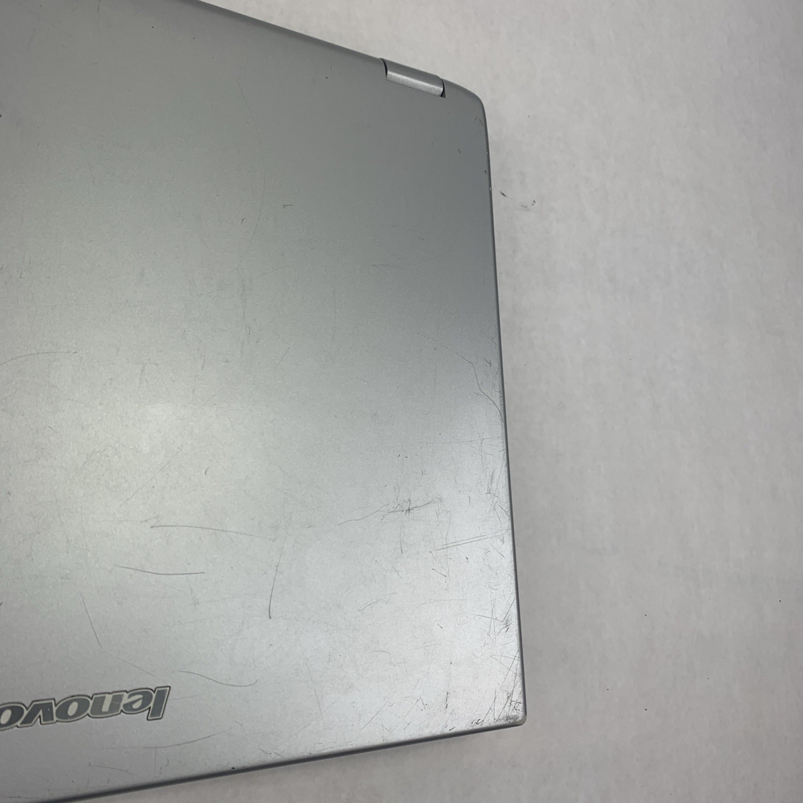 Lenovo 3000 C200 Genuine Intel 1.60GHz 2GB RAM 15″ No Battery No HDD No OS