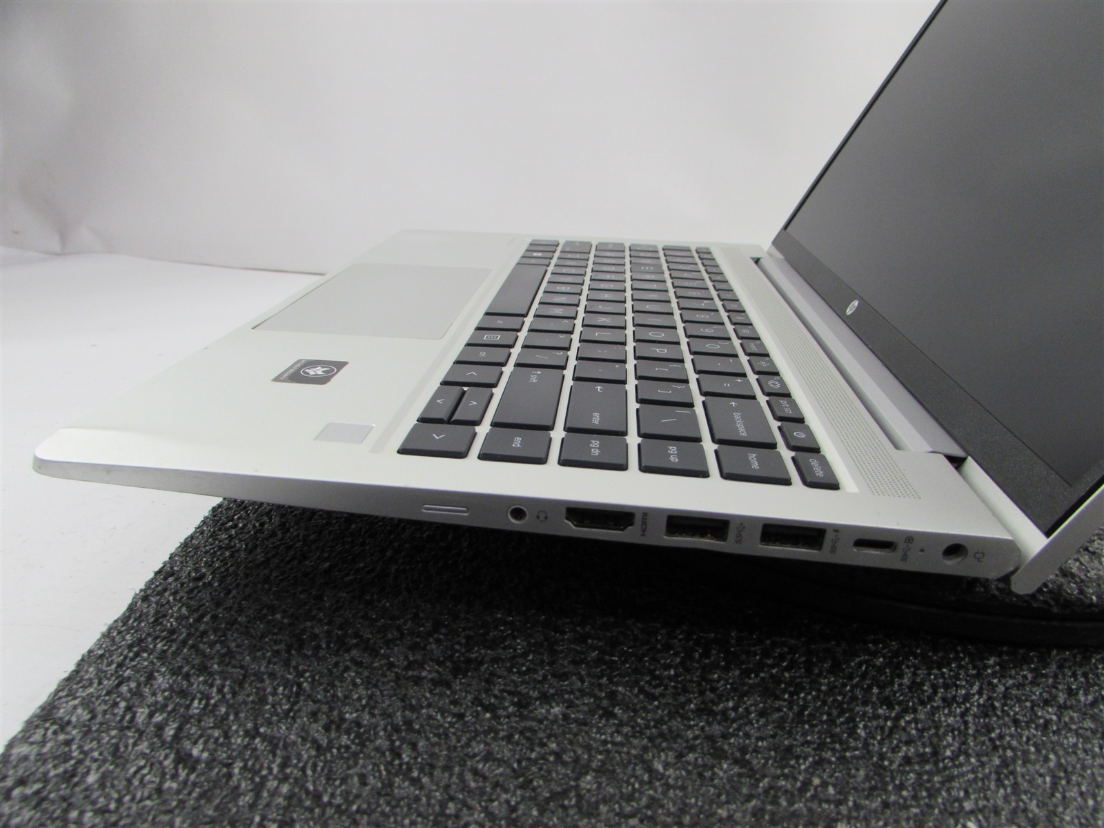 HP PROBOOK 445 (G9) FHD AMD RYZEN 5 5625U 512GB SSD 16GB RAM AMD GPU NO O.S