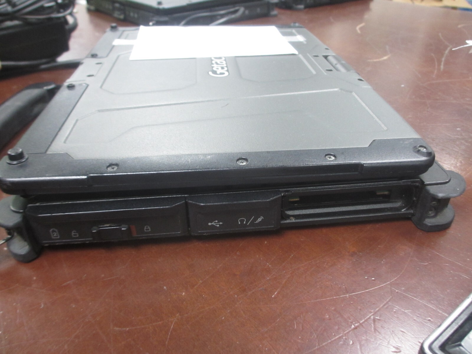 Getac V110 G2 i5 5200U 2.20GHZ 4GB Web-Cam Laptop [NO HDD/CADDY/OS/AC/Pen]******