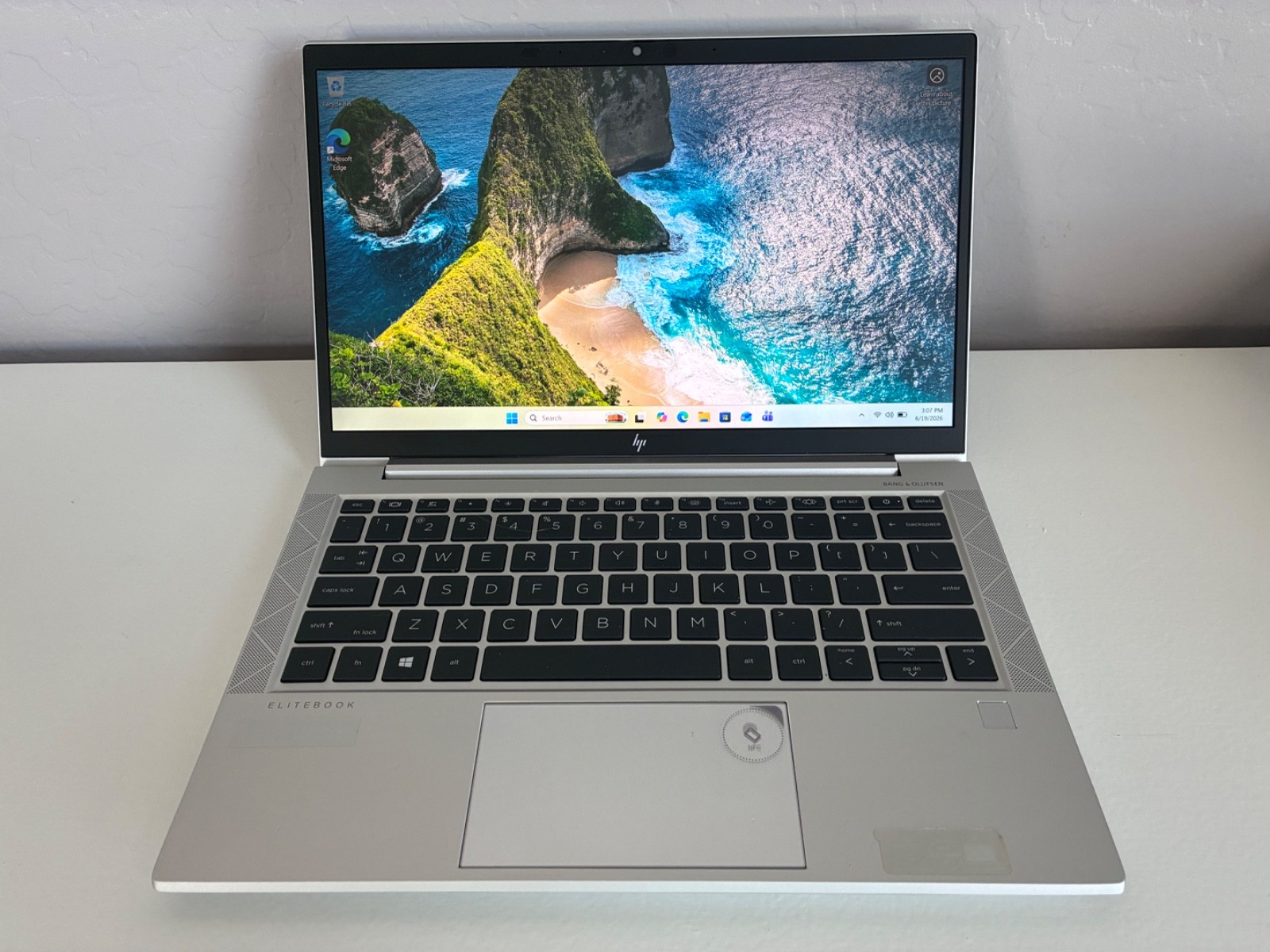 HP EliteBook 835 G8 13′ AMD Ryzen 7 PRO 5850U 512GB NVMe 16GB RAM