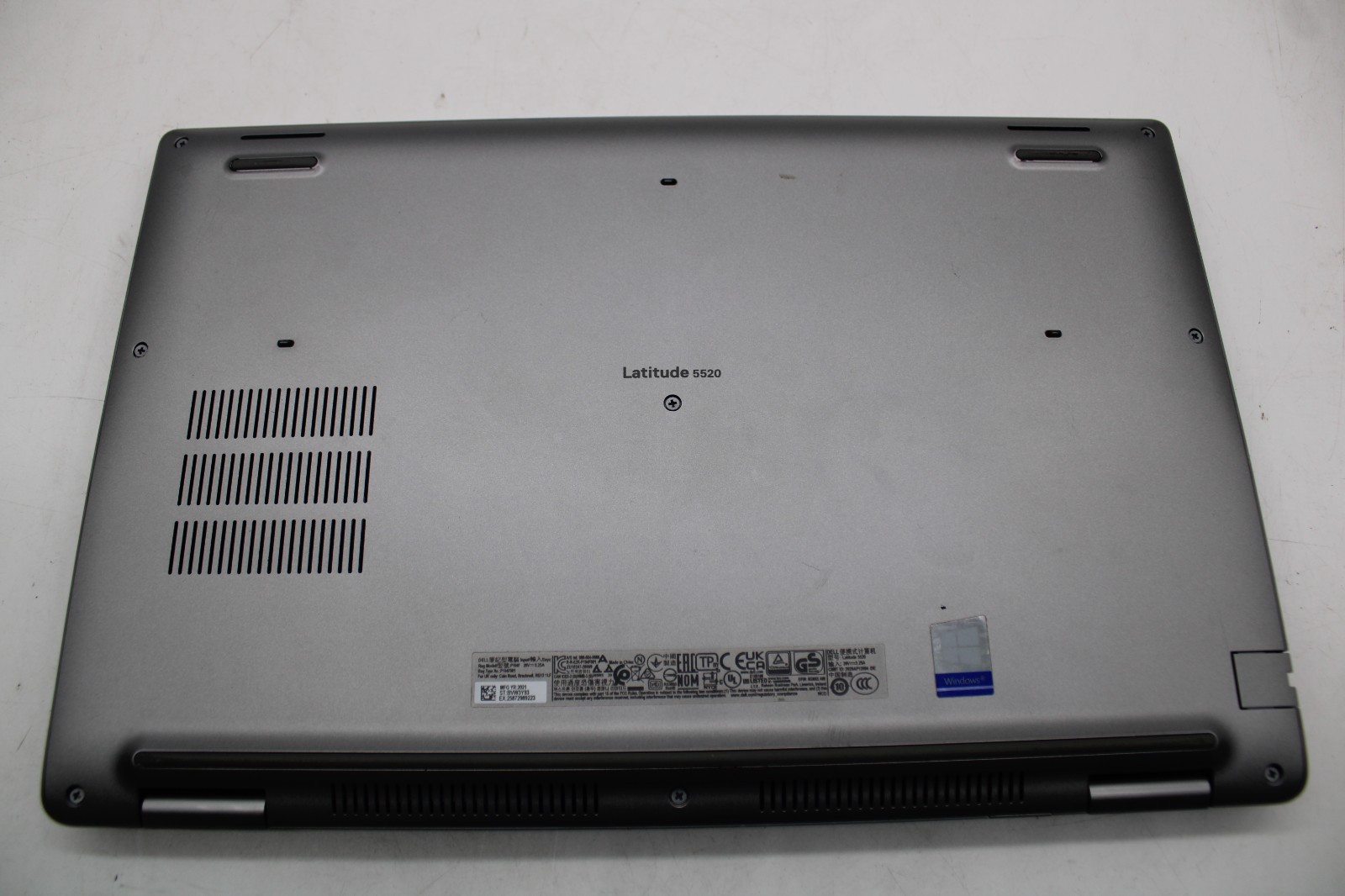 Dell Latitude 5520- W11 Pro, 256GB NVMe, 8GB RAM, Intel i5-1135G7, Bad Speakers