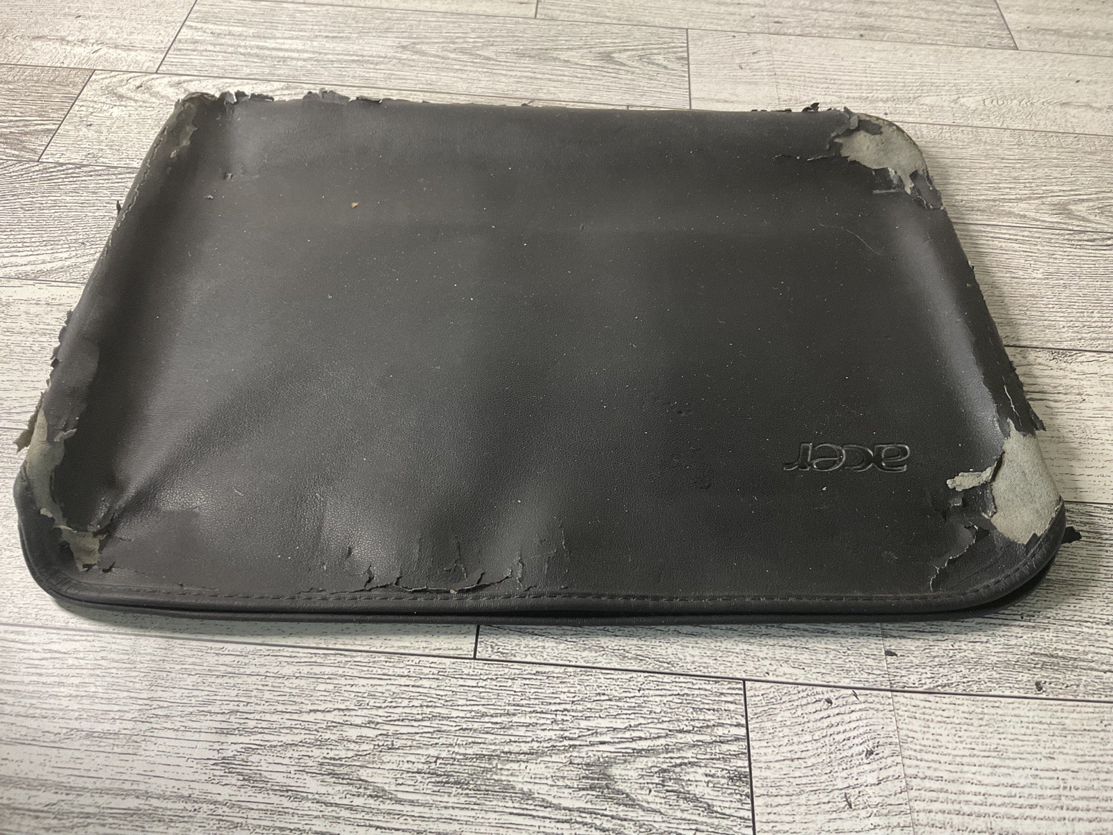 Acer Aspire One ZG5 8.9″ Atom 1.6GHz 2GB RAM 128GB SSD