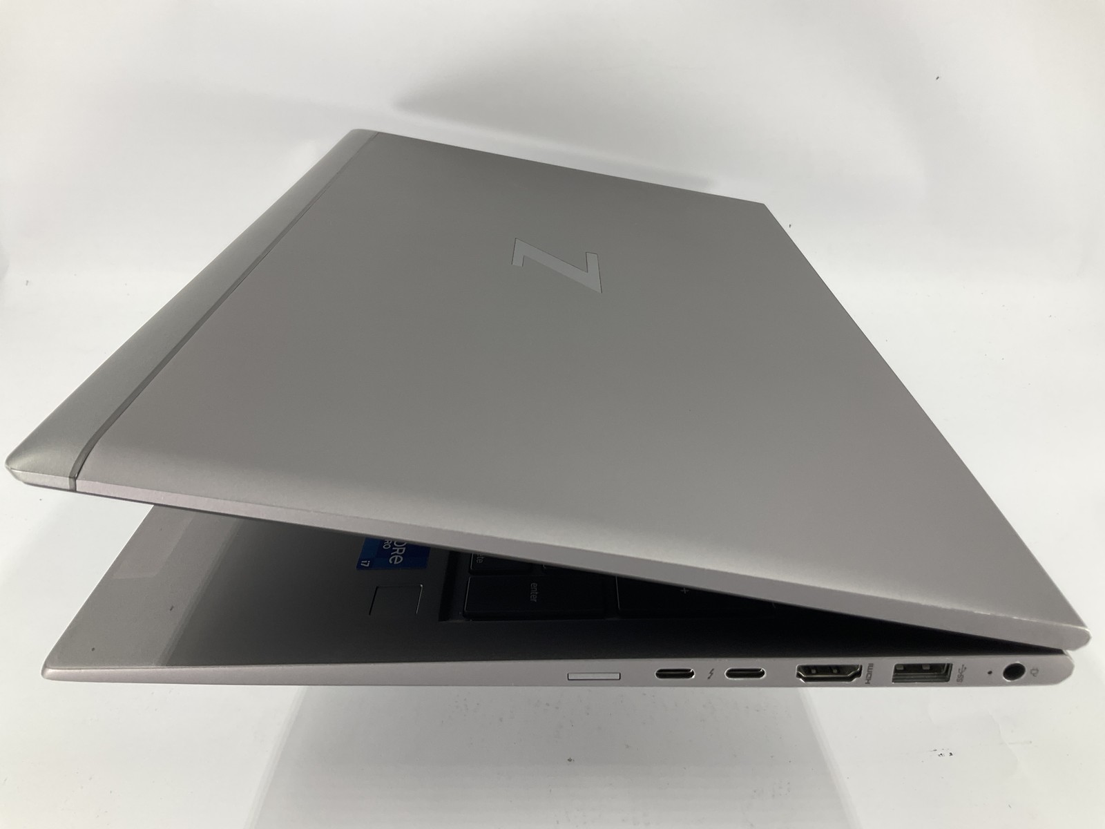 HP Zbook Firefly 15 G8 15.6″ Core i7-1185G7 256GB 16GB B Win 11 Pro