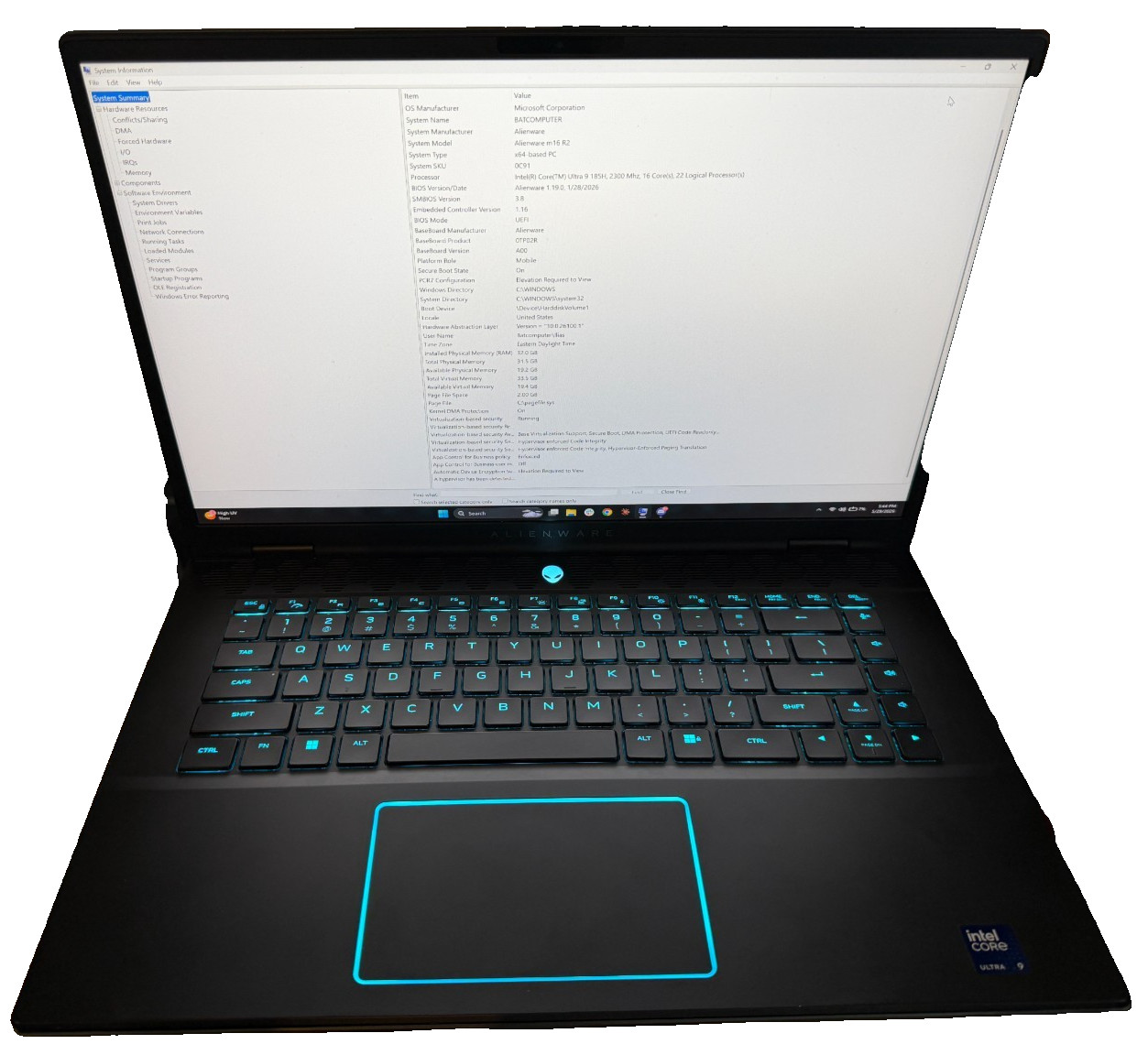 alienware m16 r2 ultra 9 185h 16 cores + Intel AI Boost