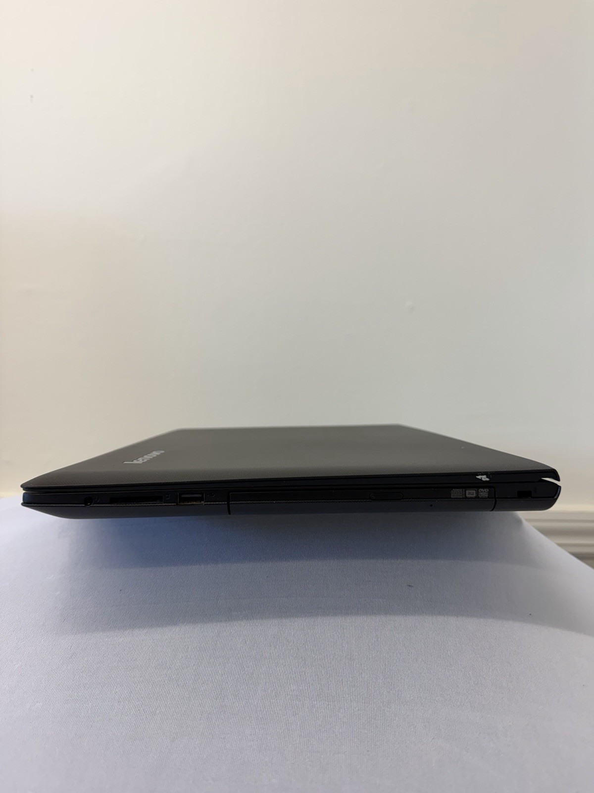 Lenovo G50-45 Laptop – Unknown if Screen is Good – CPU is Unknown – Read Des