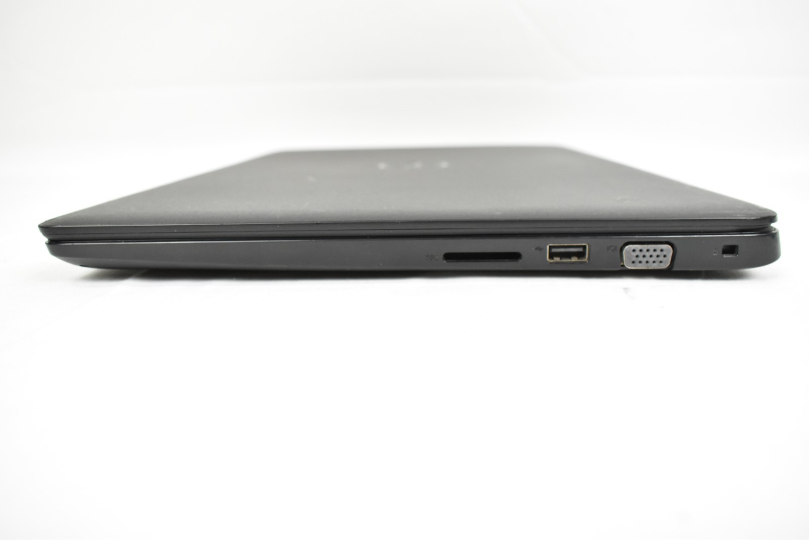 Dell Latitude 3500 i7-8565U 1.8GHz 8GB 256GB SSD No OS For Parts or Repair Only