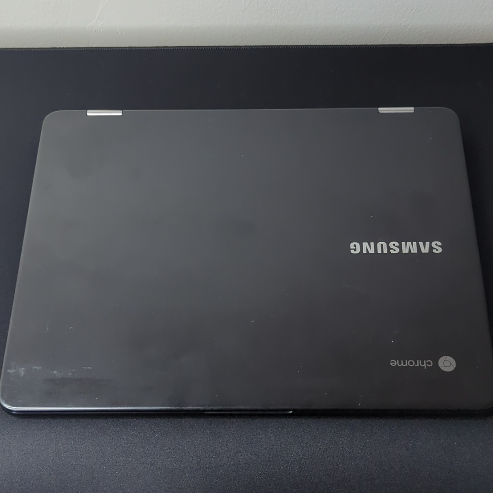 Samsung Chromebook XE510C24 12.3in 2-in-1 M3-6Y30 4GB 32GB Chrome OS Black