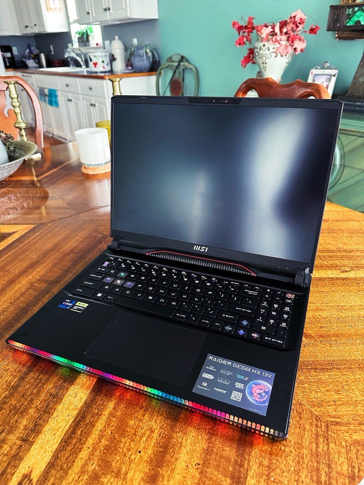 MSI Raider GE68 HX 13VF-062US Gaming Laptop 16″ Full HD+ 144Hz