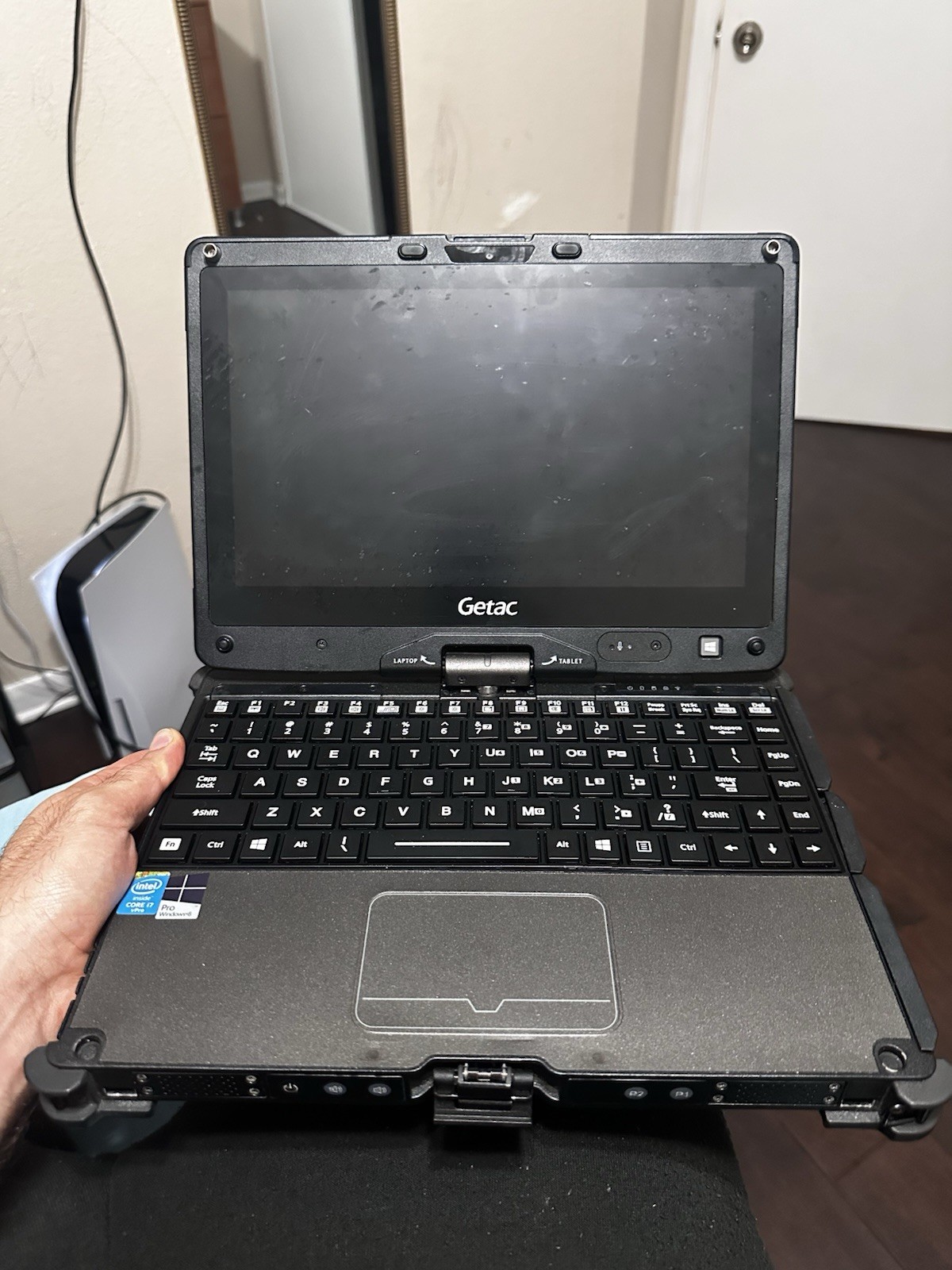 Getac V110 G3 Toughbook Tablet i7-6500U 2.50GHz 256GB SSD 8GB Ram Win10P – Grd B