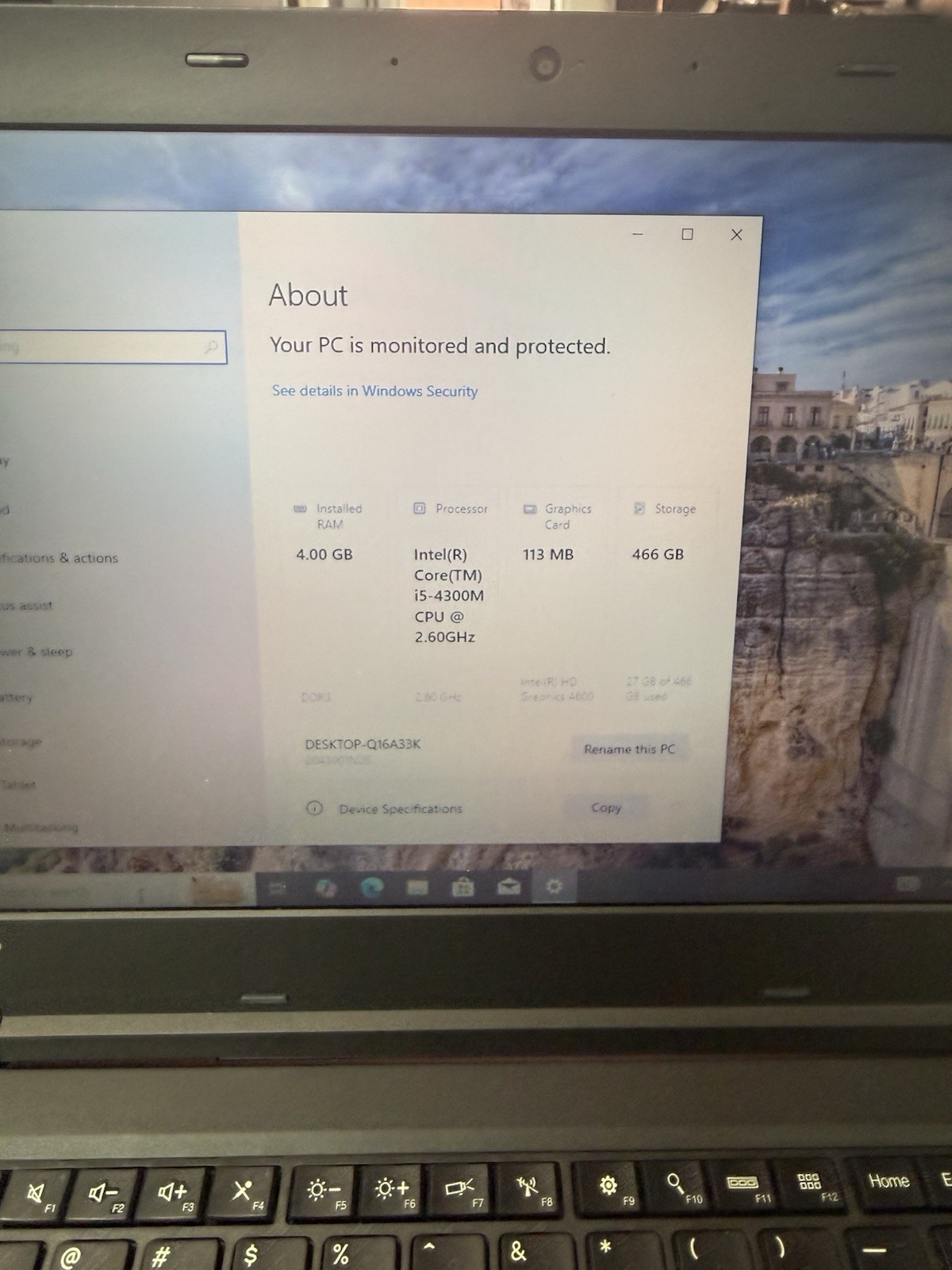 Lenovo ThinkPad L440 Laptop (Intel i5, 4GB RAM, 500GB HDD, Windows 10 Pro 2.6ghz
