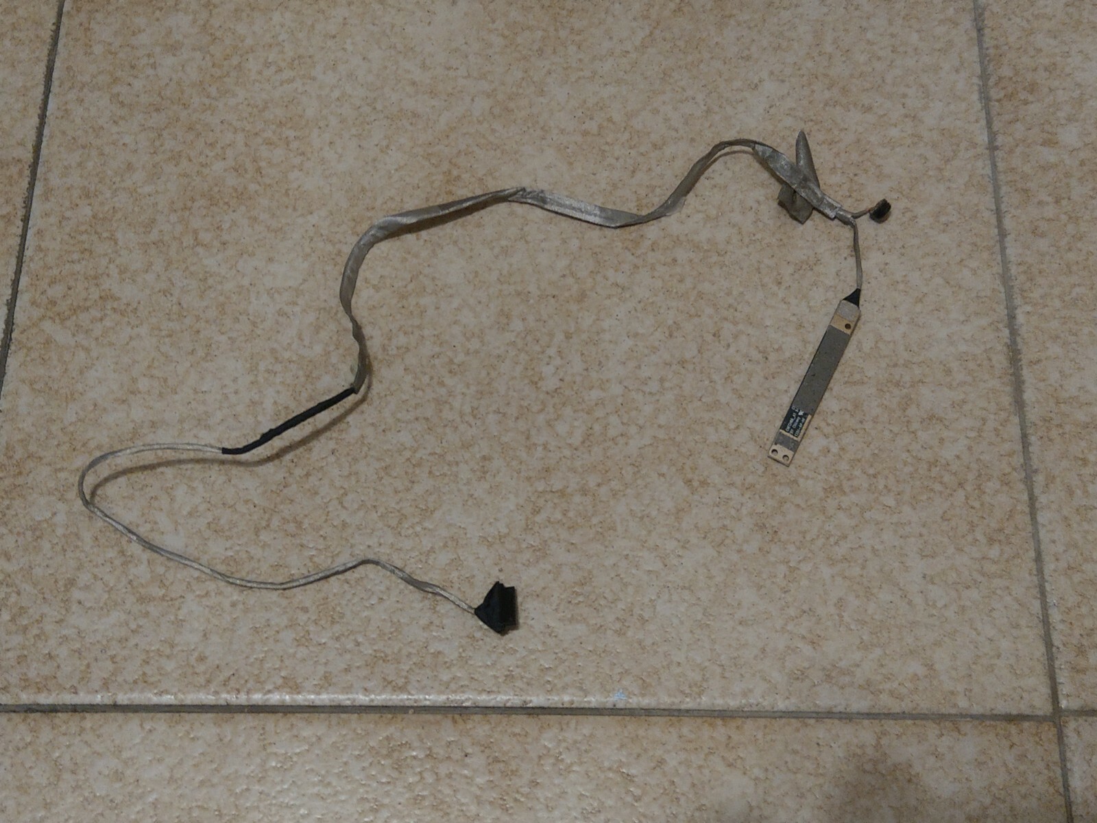 MEDION E7227 WEBCAM CAMERA WITH CONNECTION CABLE AND MICROPHONE 0420-00S9000