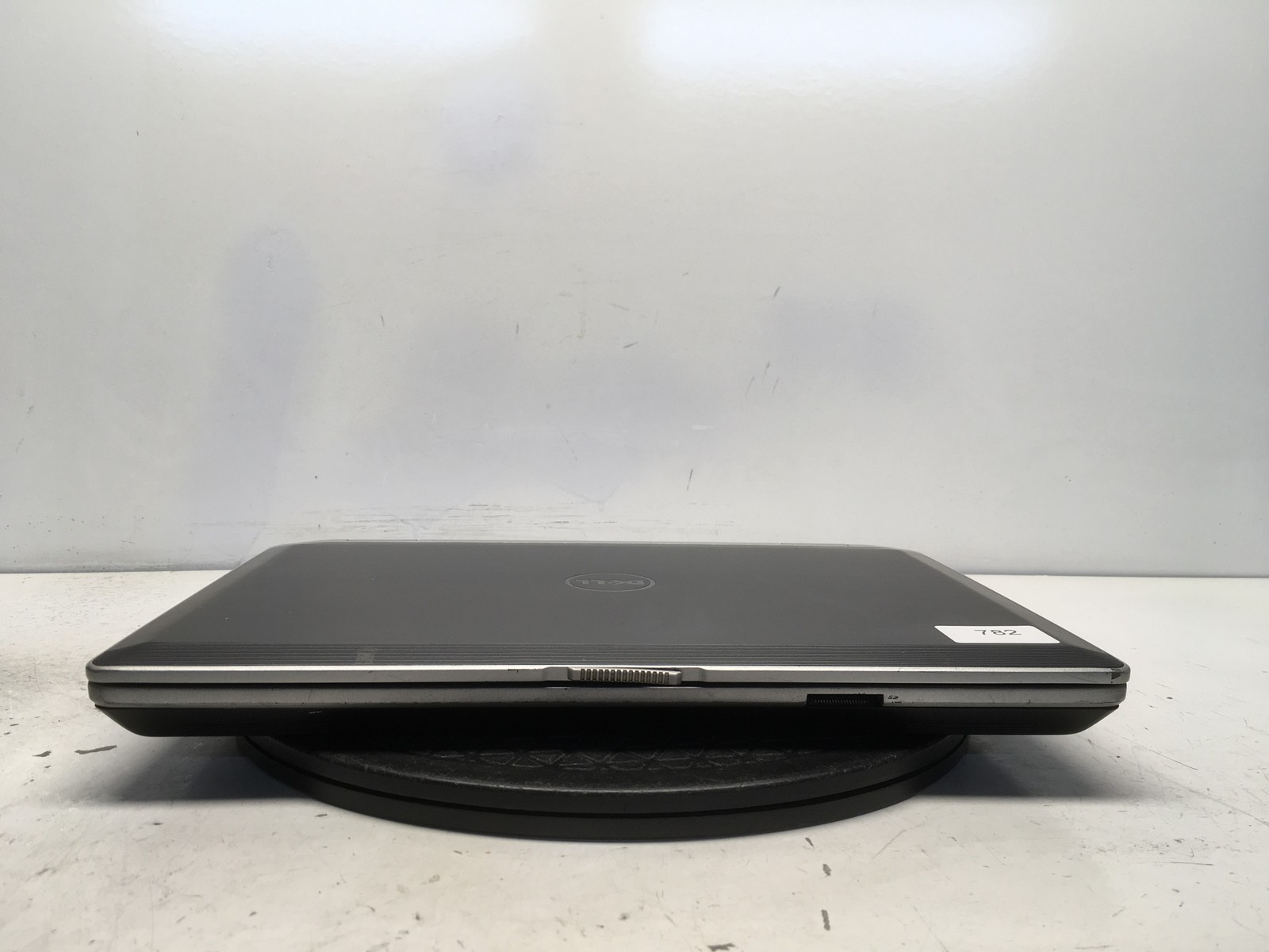 Dell Latitude E6420 Intel i5-2520M 2.5GHz 4 GB NO HDD No Batt