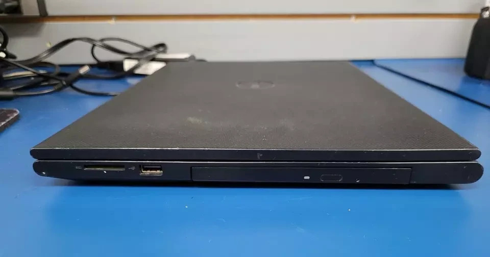 LOT OF 2 DELL Inspiron 3542 Laptops. Both Working! Various CPU’s, 4GB RAM