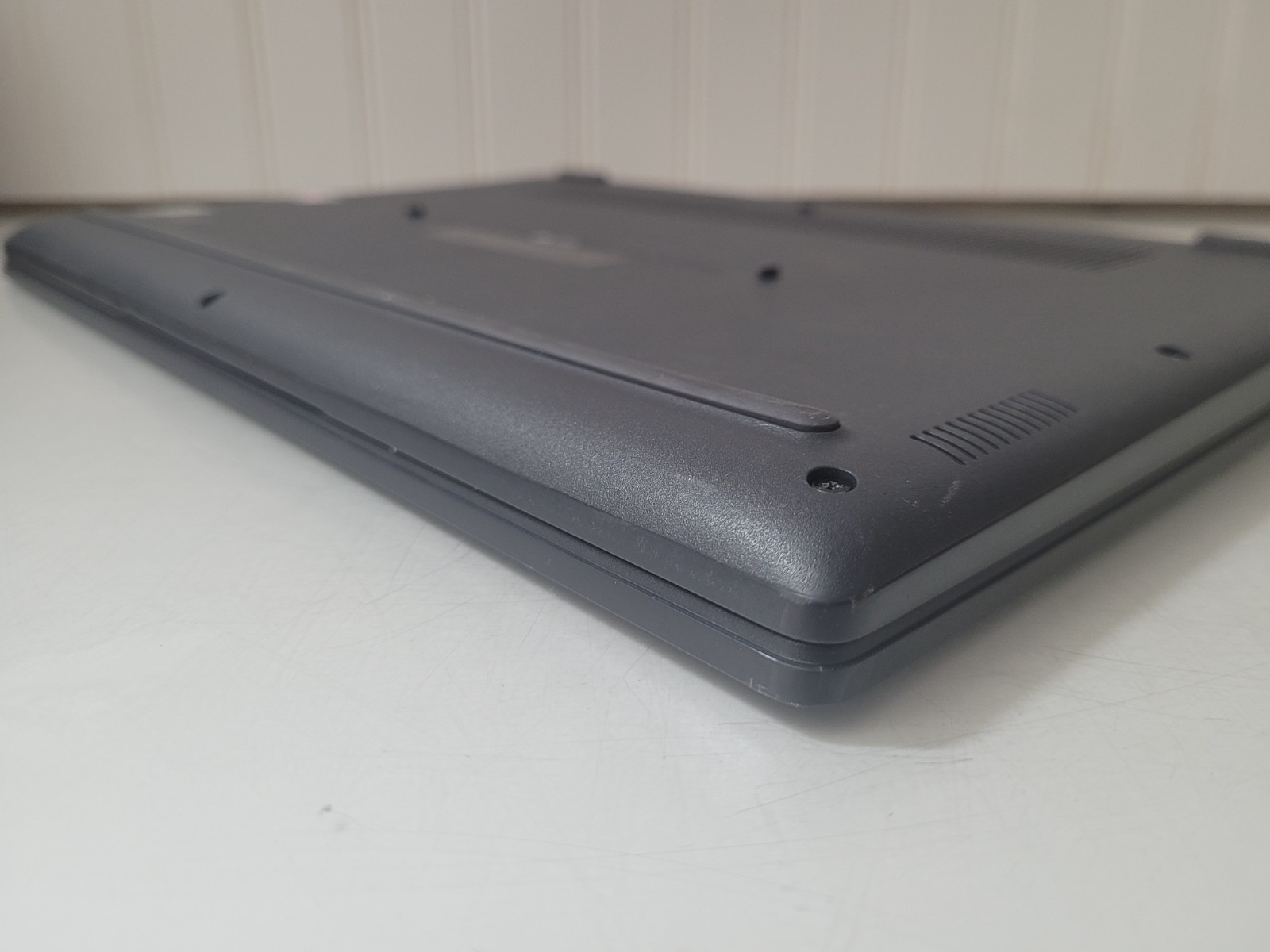 Dell Latitude 3410 Intel Core i5-10210U 1.6Ghz 8GB Ram No SSD 14″ Laptop