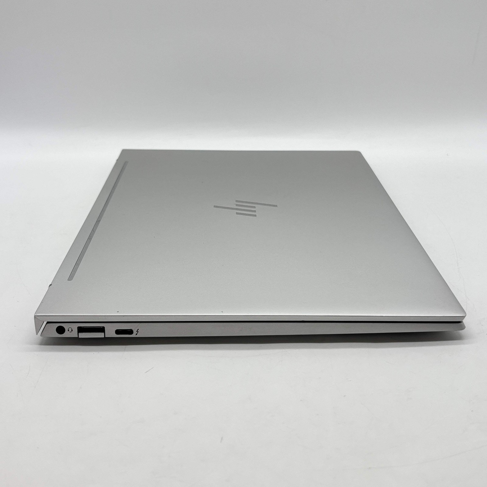 Broken HP Envy 13-AQ1076NR 13″ i7-1065G7 1.3GHz 8GB RAM 512GB SSD Read