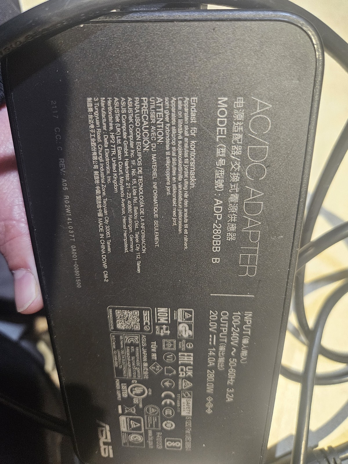 Asus ROG Strix G513QY Ryzen 9 5000 Series, 4.80GHz, 16GB) Gaming