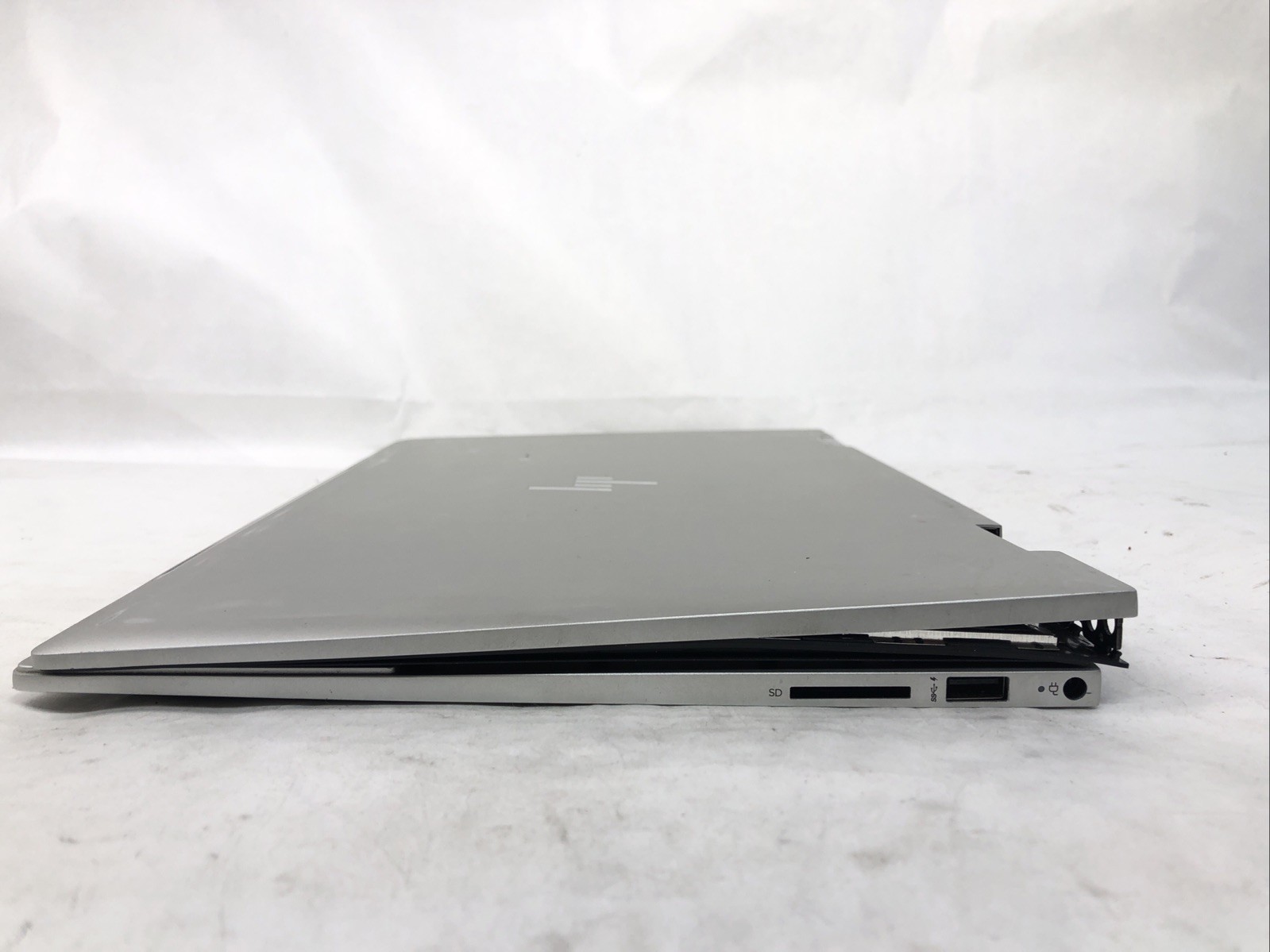 HP Envy x360 15-ed1xxx, Intel Core i5-1135G7 @2.40Ghz, 4GB RAM, NO SSD/OS,
