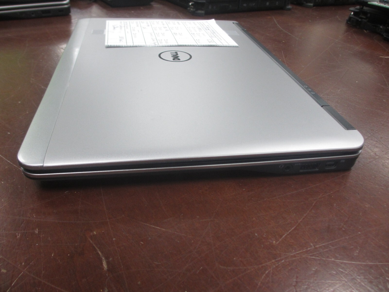 Dell Latitude E7240 I5-4300U 1.90GHz 8GB Web-Cam Laptop [NO AC/HDD/OS]*screen