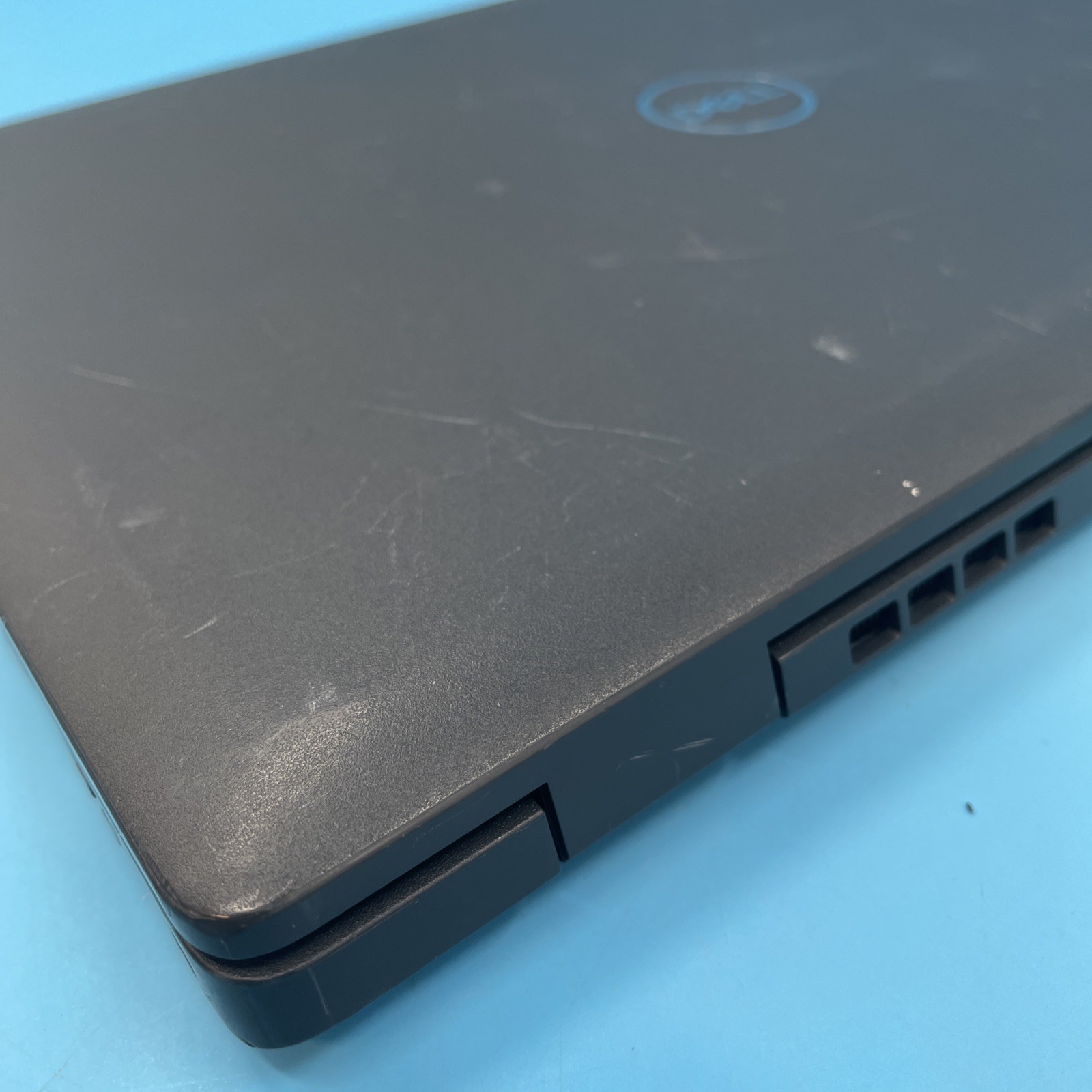 Dell Latitude 3420 | i5-1135G7 | 8GB RAM | 256GB SSD | WIN 11 PRO | 75% BATT