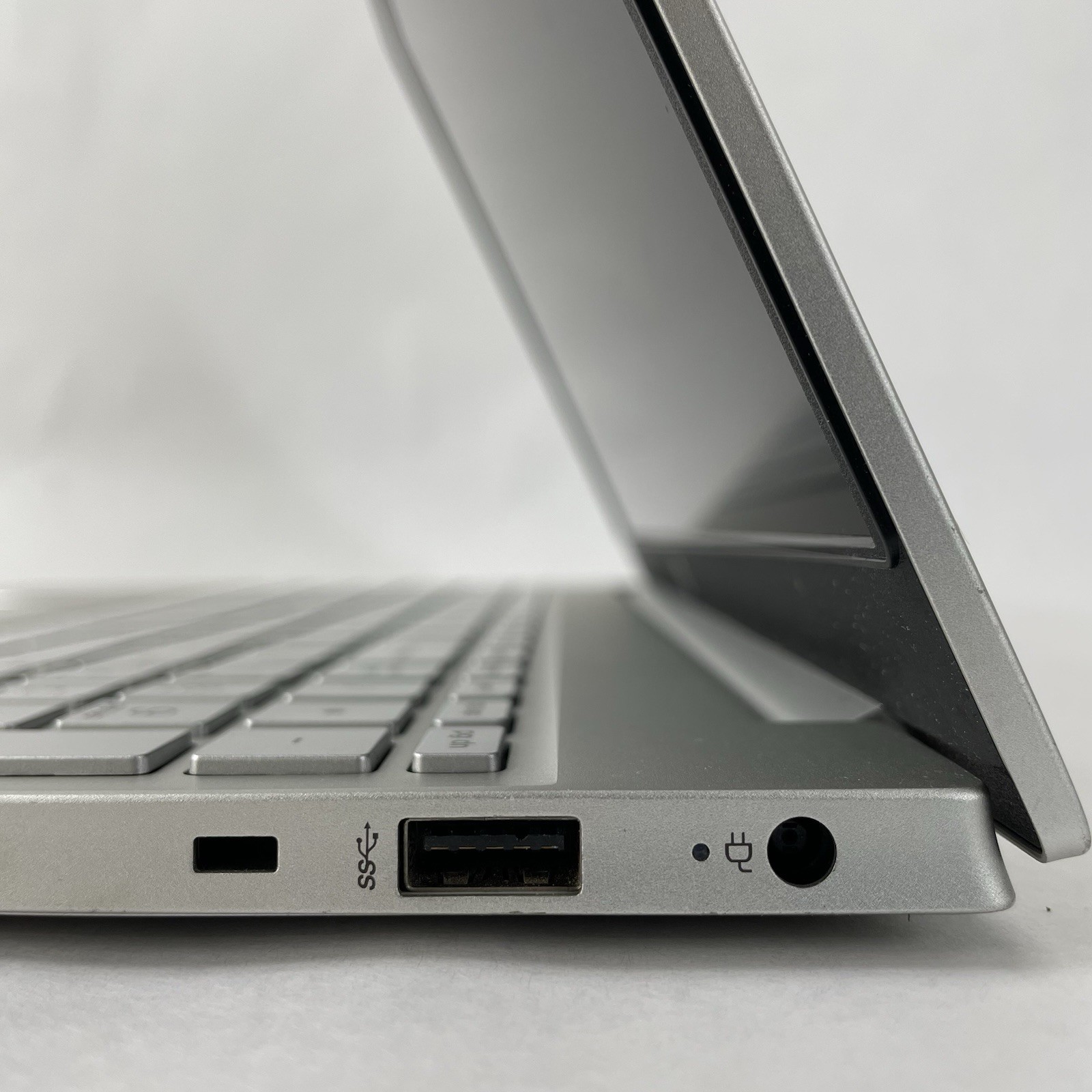 HP Pavilion 15t-eg300 15.6″ i7-1355U 3.70 GHz 8 GB RAM No SSD/OS/AC