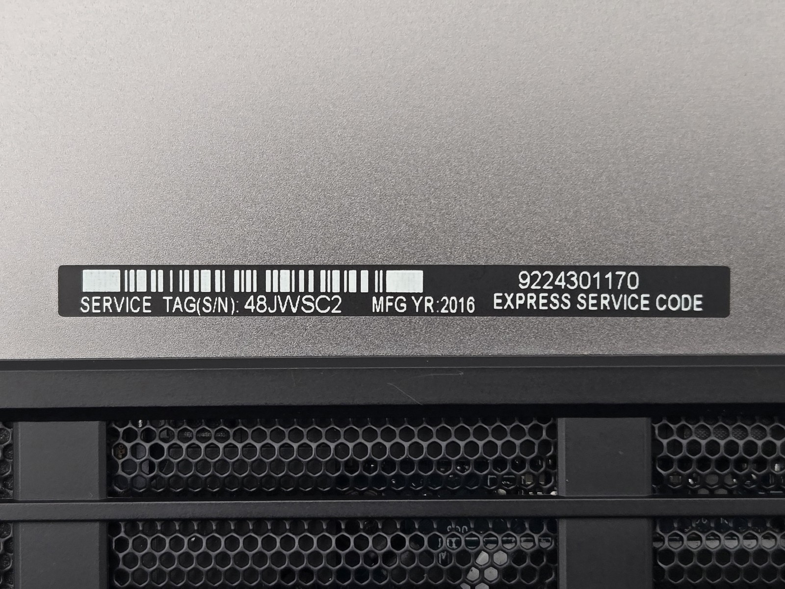 Dell Alienware 17 R4 17.3″ FHD i7-6700HQ GTX 1070 16GB 256GB SSD