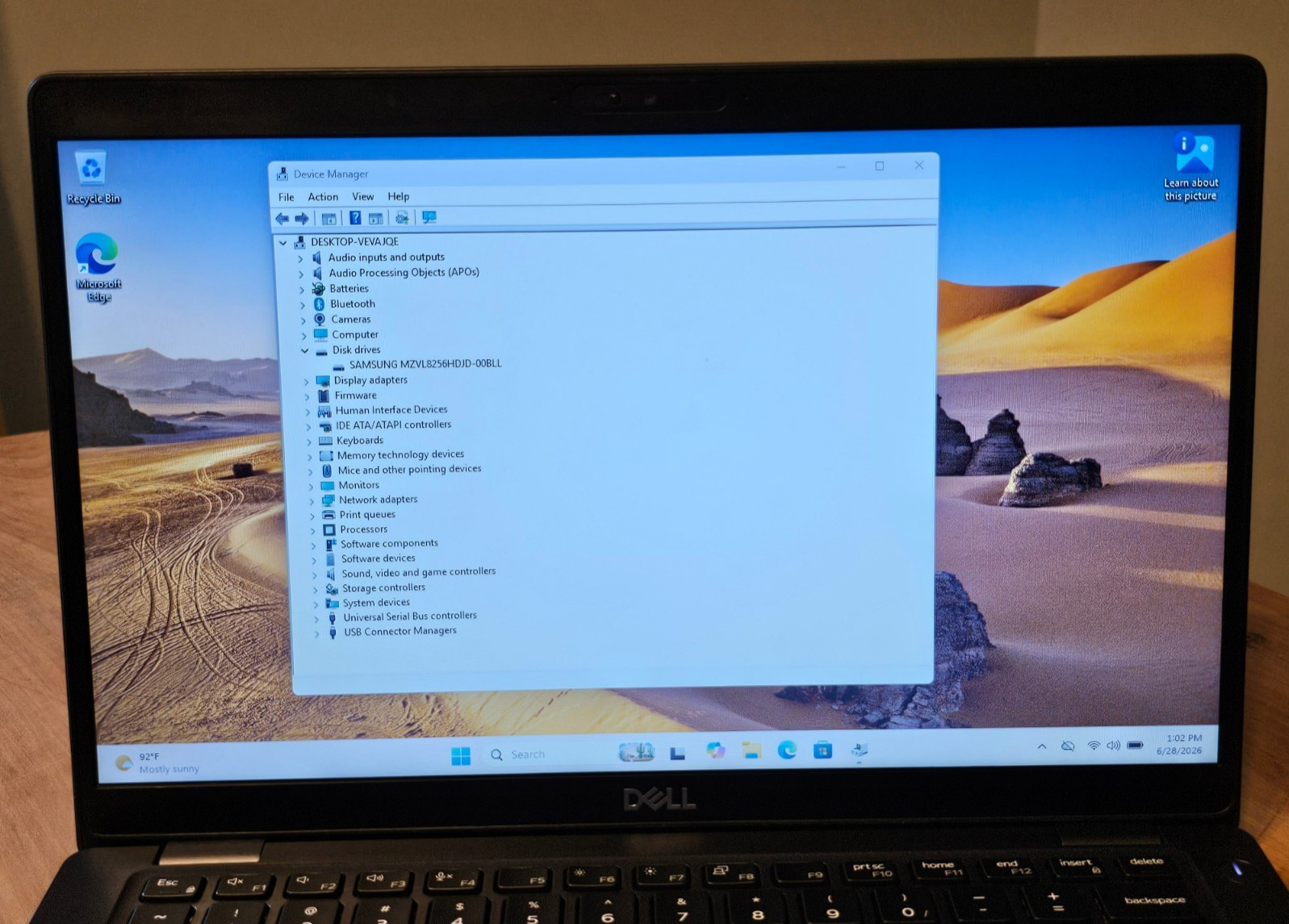Good Dell 5400 i5-8265U 1.6GHz 8GB 256GB NVMe Webcam Charger & Excellent Battery