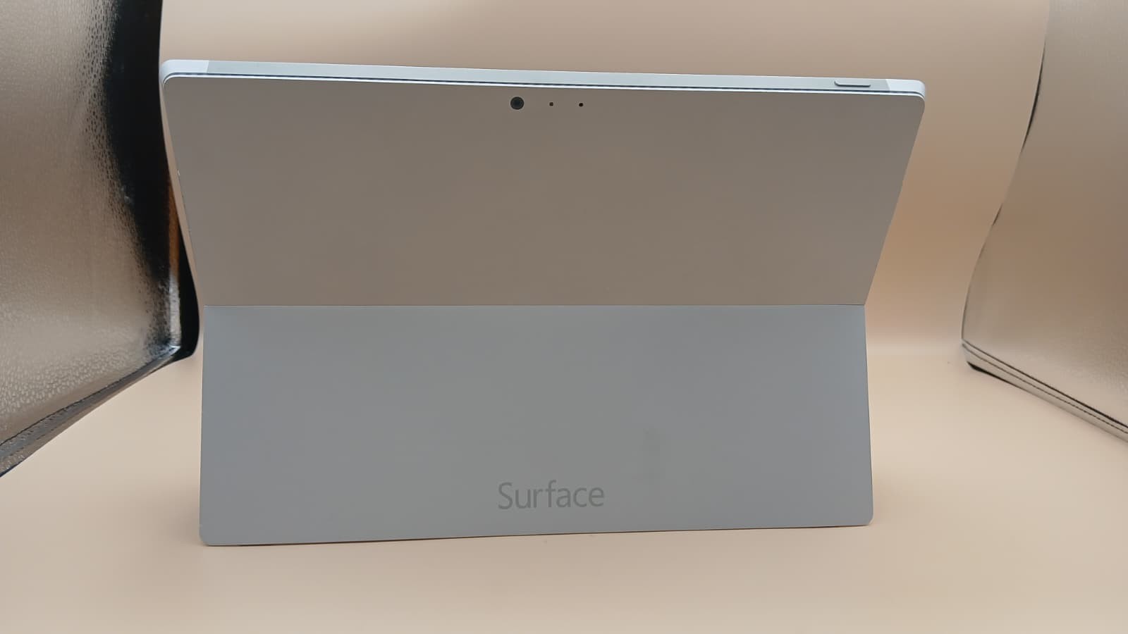 Microsoft Surface Pro 3 i7-4650U 8GB RAM 256GB SSD 12″ Touch Win11 Pro + KB