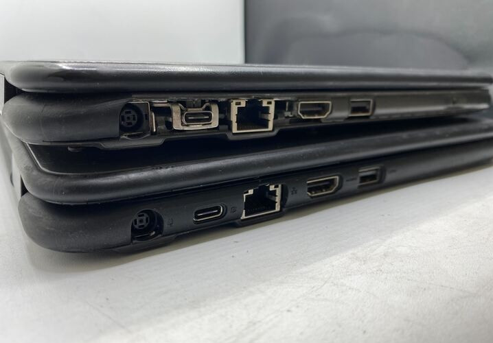Dell Latitude 3300 13.3″ Laptop Intel Core i3-7020U 4GB RAM No OS/No SSD