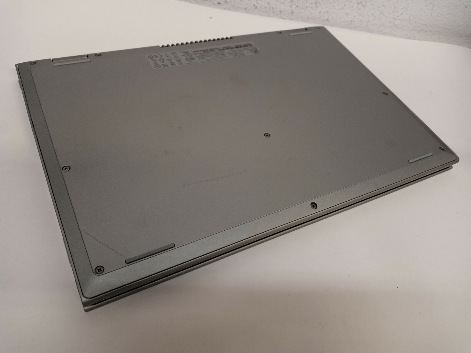 DELL Inspiron 7347 2n1 TOUCH 13.3″ Intel Core i3-5010U 2.1GHz 8GB 500GB HDD W10H