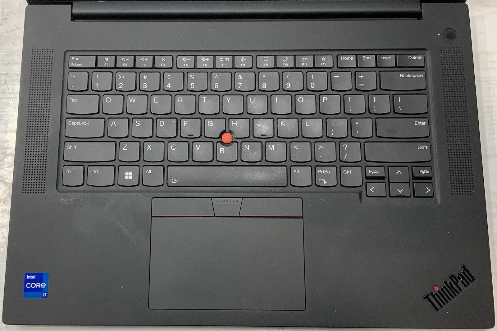 Lenovo ThinkPad P1 Gen 5 16″ i7-12700H, 32GB Ram, 1TB SSD, NVIDIA RTX A2000 8GB