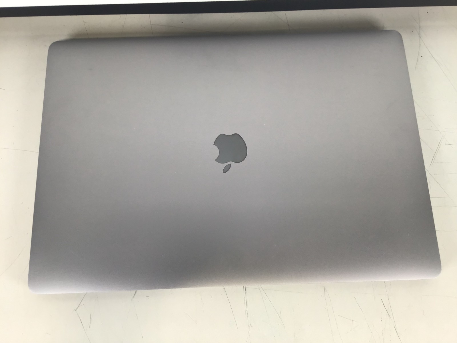 Lot of 2 Apple MacBook Pro 16″ A2141 i7-9750H 2.6GHz 16GB RAM 500B NVMe Gray~ II