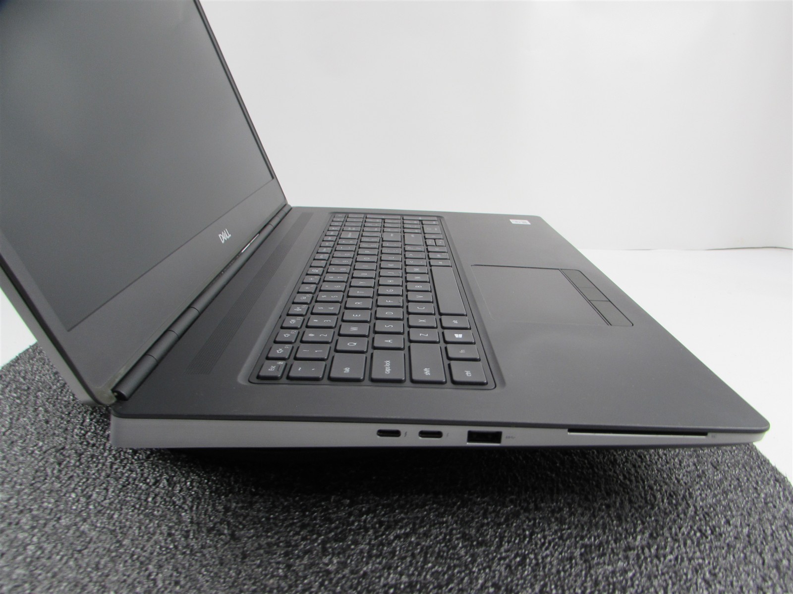 DELL PRECISION 7750 FHD I7-10850H 1TB SSD 32GB RAM RTX 4000 WIN 11 PRO NO BATT