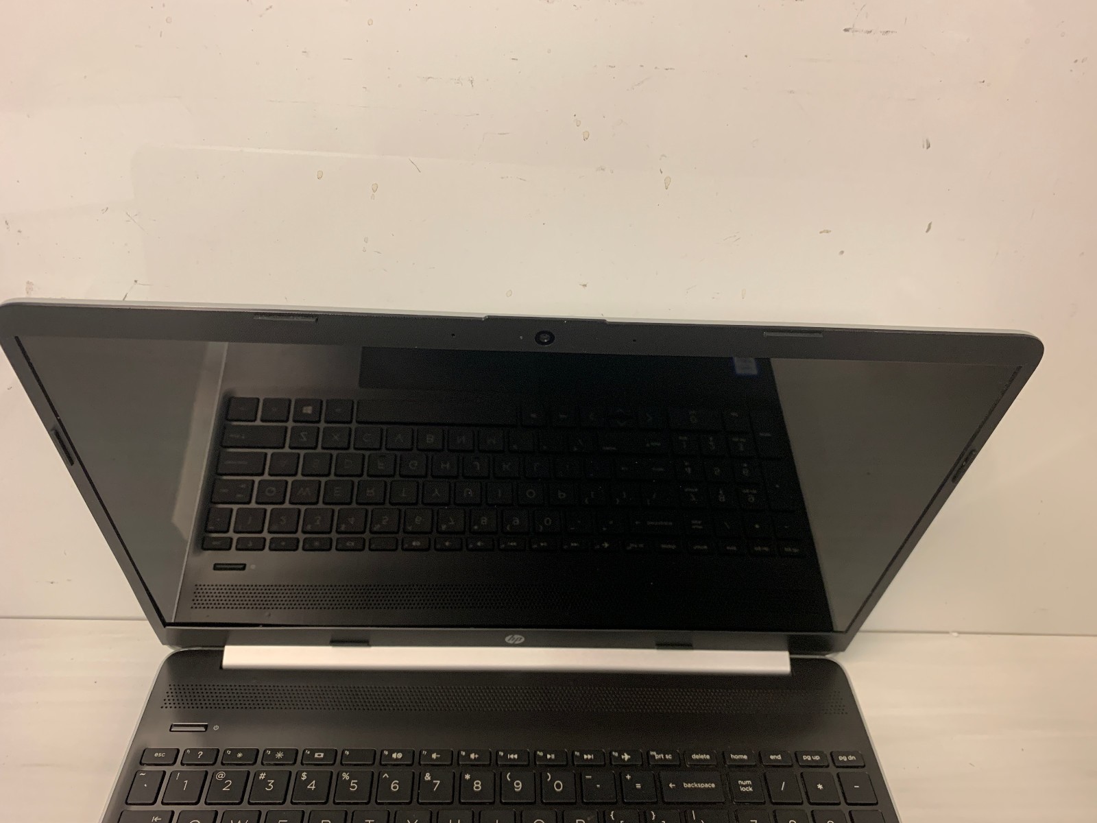 HP 15-dw0037wm 15.6″ Laptop Intel Core i3-8145U 2.10GHz 8GB RAM 256GB SSD Win11