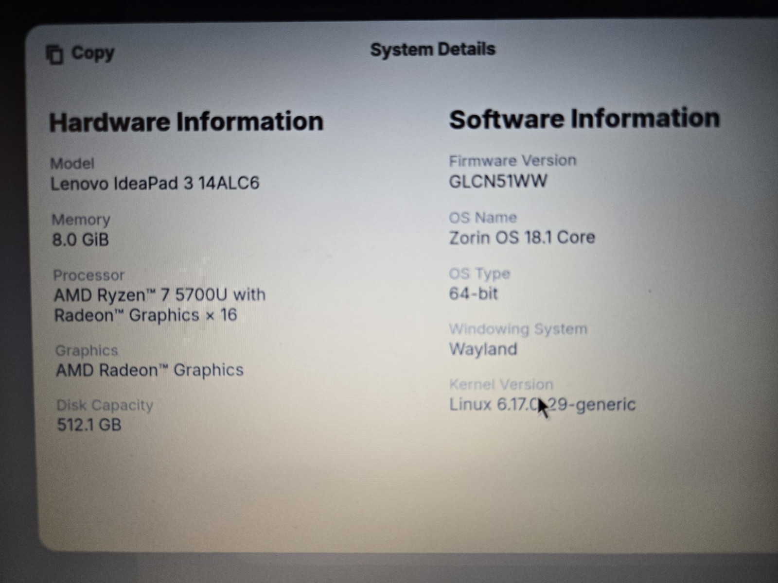 Lenovo IdeaPad 3 Ryzen 7 5700U 512GB SSD Radeon Graphics Zorin OS Linux