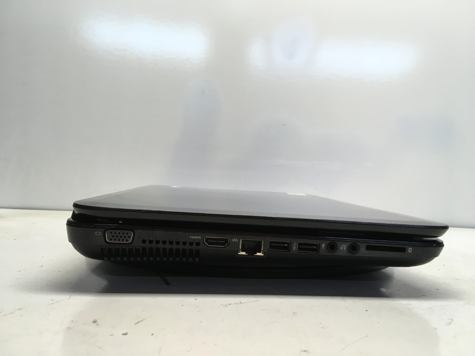 HP Pavilion G6 AMD A6-4400M 2700MHz 4 GB NO HDD No Batt