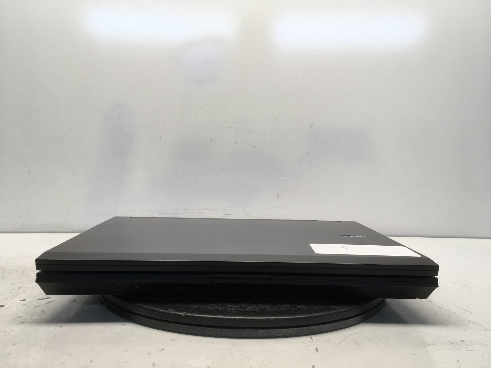 Dell Latitude E5400 Intel Core 2 Duo P8700 2.53GHz 4 GB NO HDD No Batt