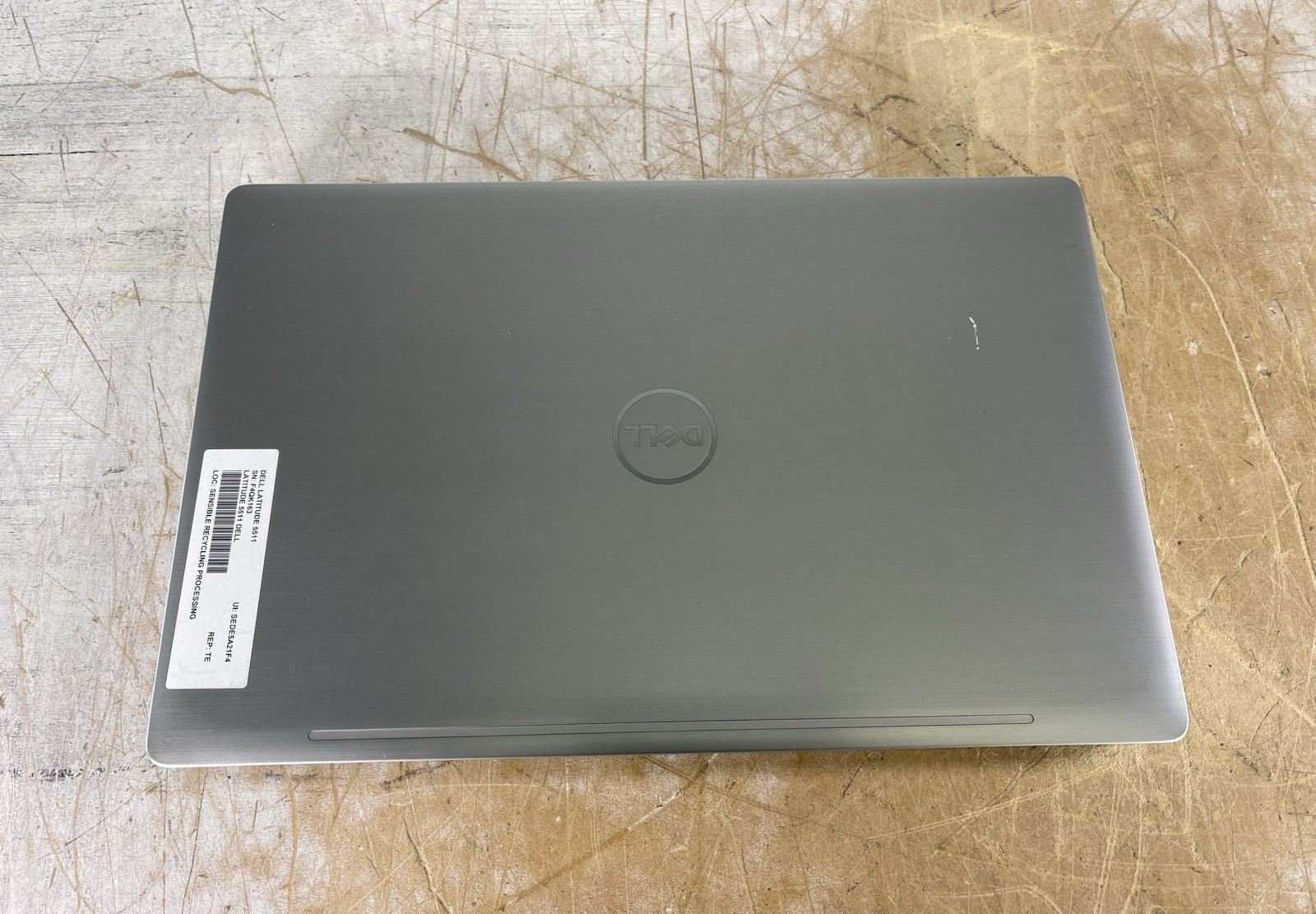 DELL LATITUDE 5511 i5-10300H @ 2.5 GHz, 4GB RAM, NO HDD/OS
