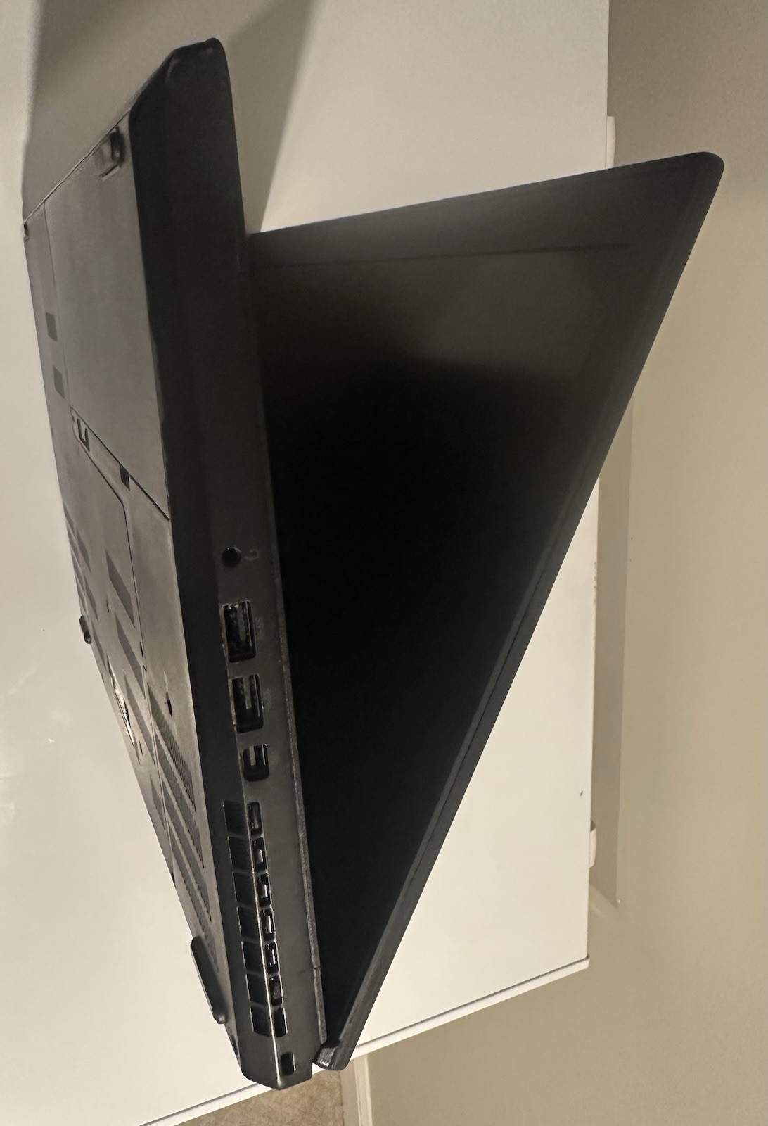 Lenovo ThinkPad P51 – 15.6in , 500GB SSD , 16GB RAM – Great Condition