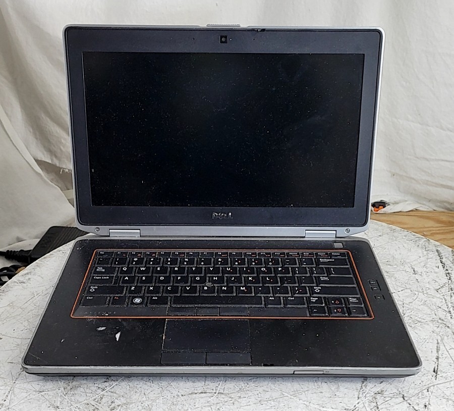 DELL LATITUDE E6420 Laptop Core I5-2540M 8GB SEE NOTES