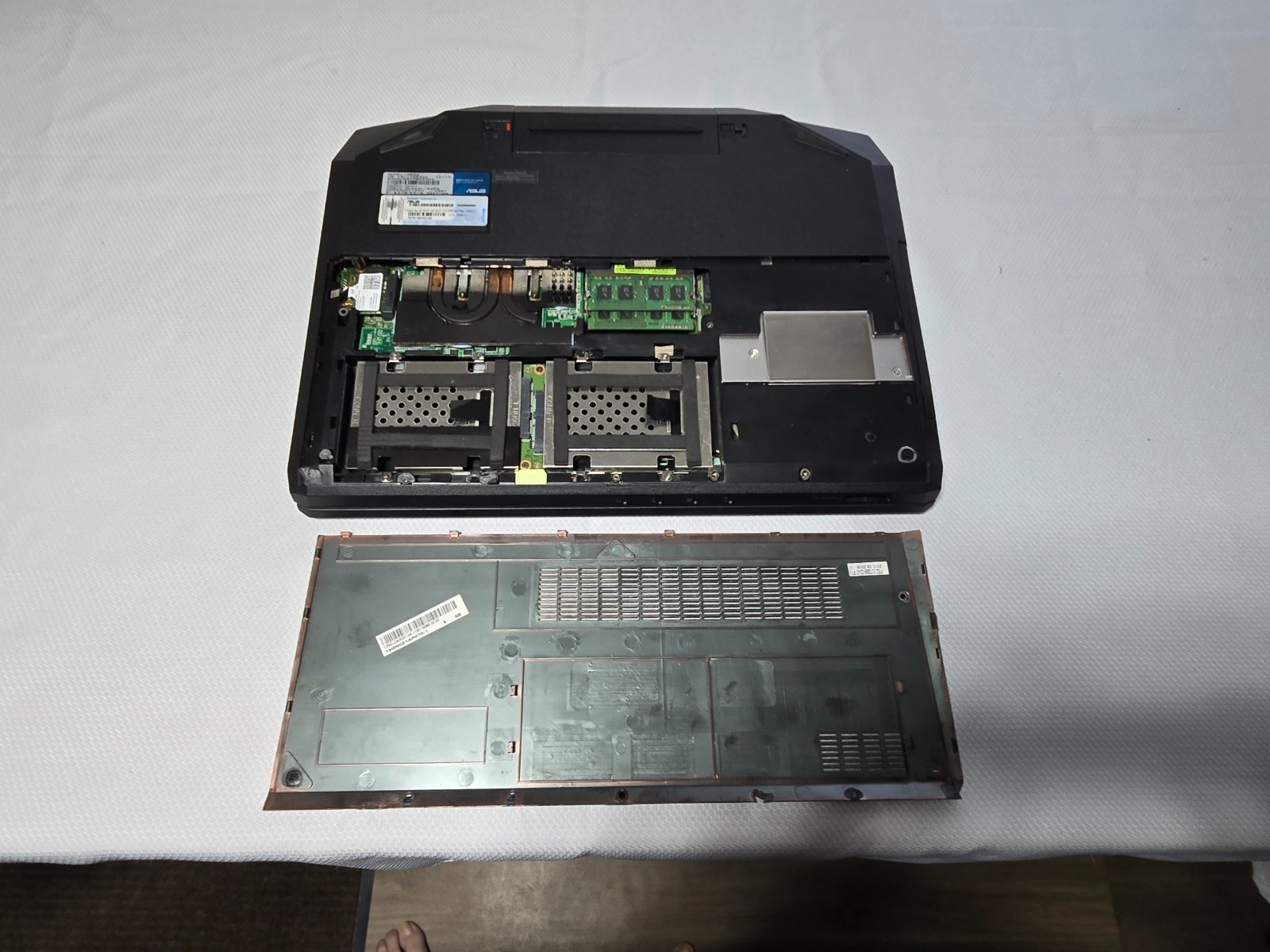 AS IS READ ASUS ROG G53J i7 740QM G53s 8GB RAM GTX 560M G53SX-DH71