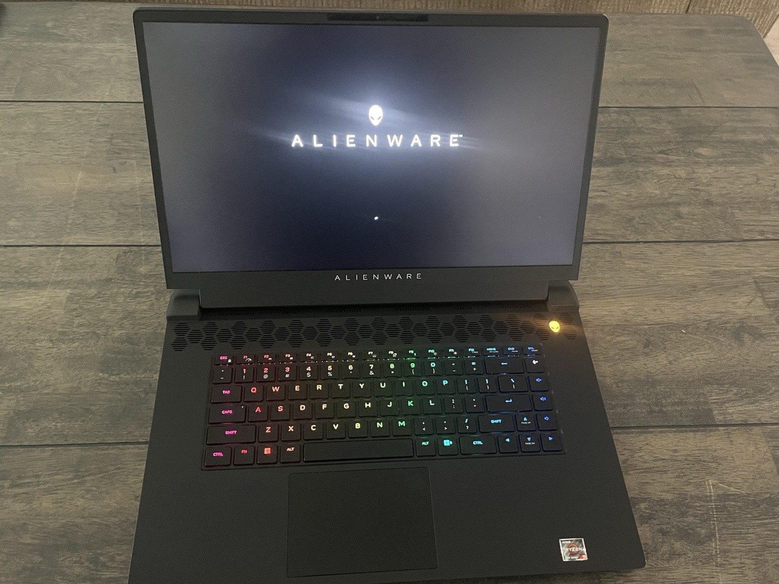 Alienware M17 R5 17.3” Gaming Laptop AMD Ryzen 9 6900HX, 1TB SSD, 16GB RAM