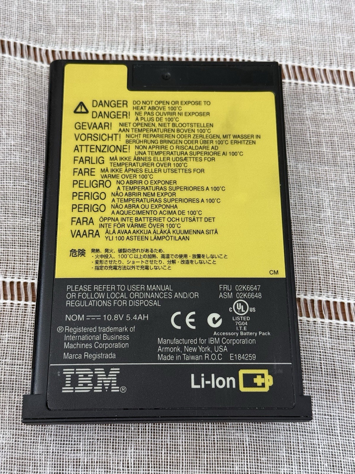 IBM ThinkPad i Series 2621-460 Laptop – Floppy, Serial, CD, BOOTS, BAD HDD