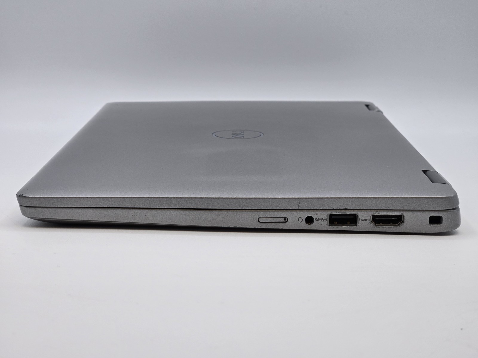 Dell Latitude 5340 2-in-1 13″ FHD Touch I7-1365U 256GB SSD 16GB W11P Warranty