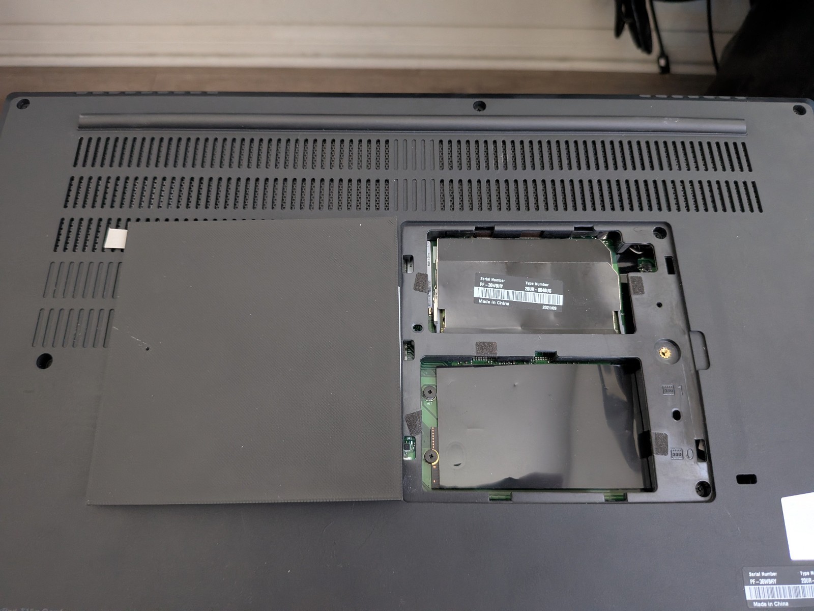 Lenovo ThinkPad T15g Gen 1 i7-10875H / NVIDIA RTX 2070 Max-Q8GB / 32GB / 1TB
