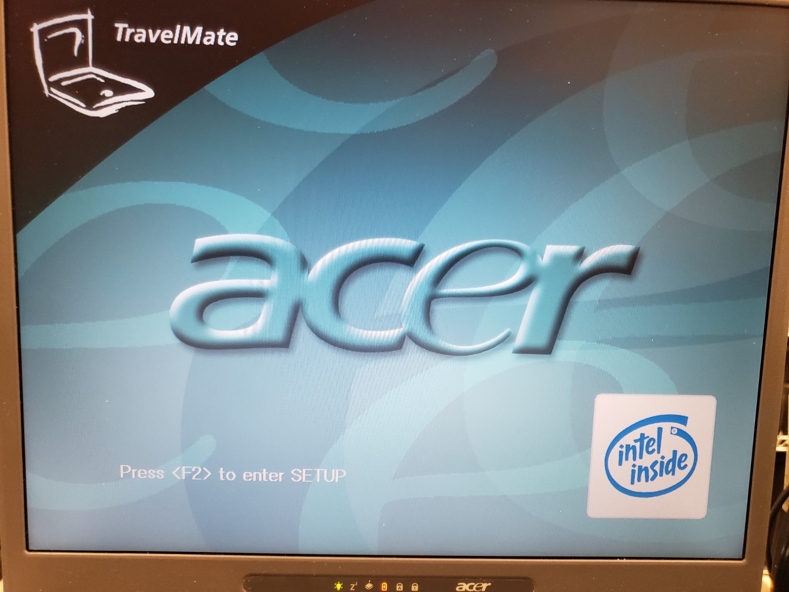 Vintage Acer TravelMate 240 Laptop 15″ Celeron 2.52GHz 512MB 100GB WinXP *Nice