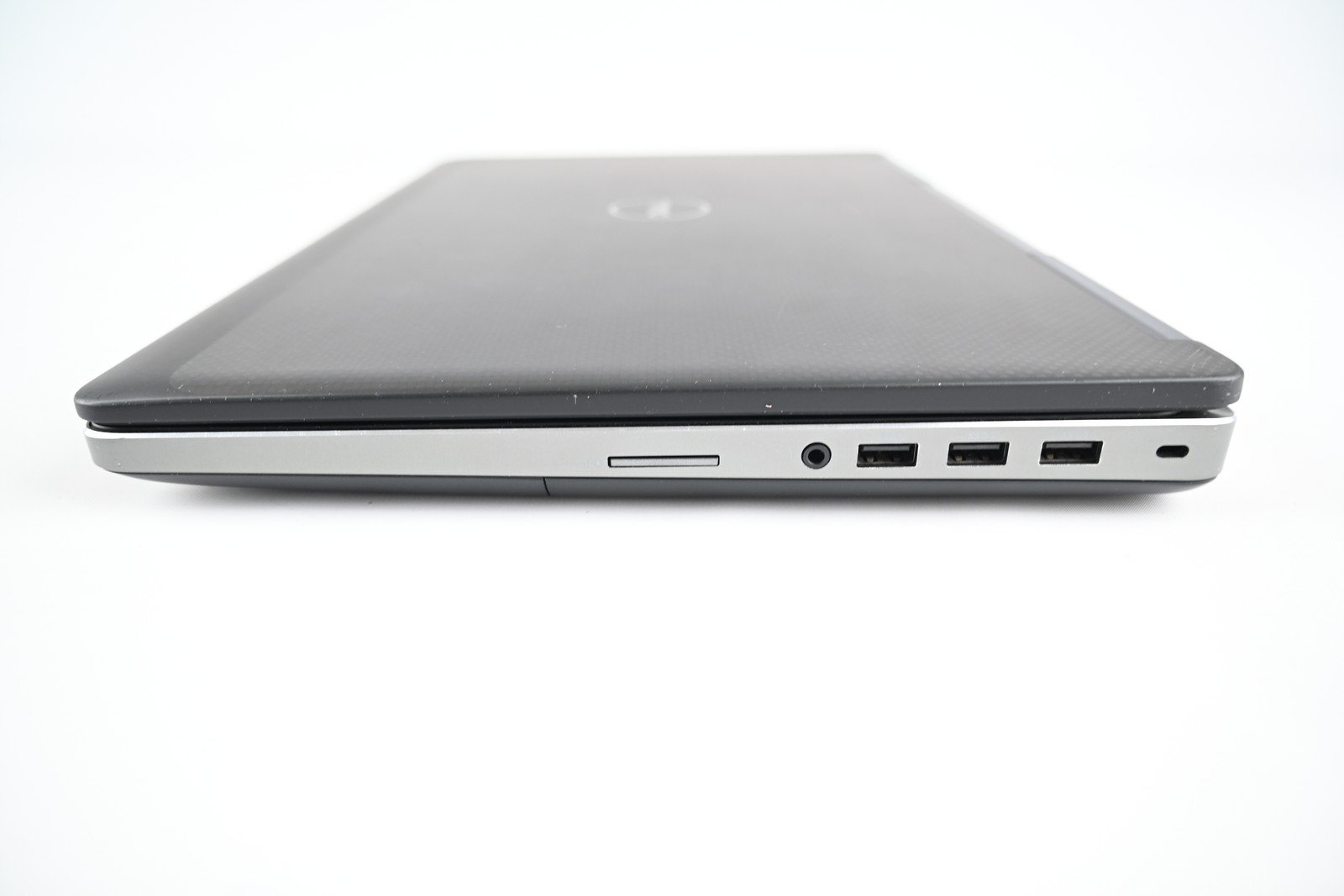 Dell Precision 7520 Laptop Quadro M2200 Xeon E3-1535Mv6 8GB 256GB M.2 W11P