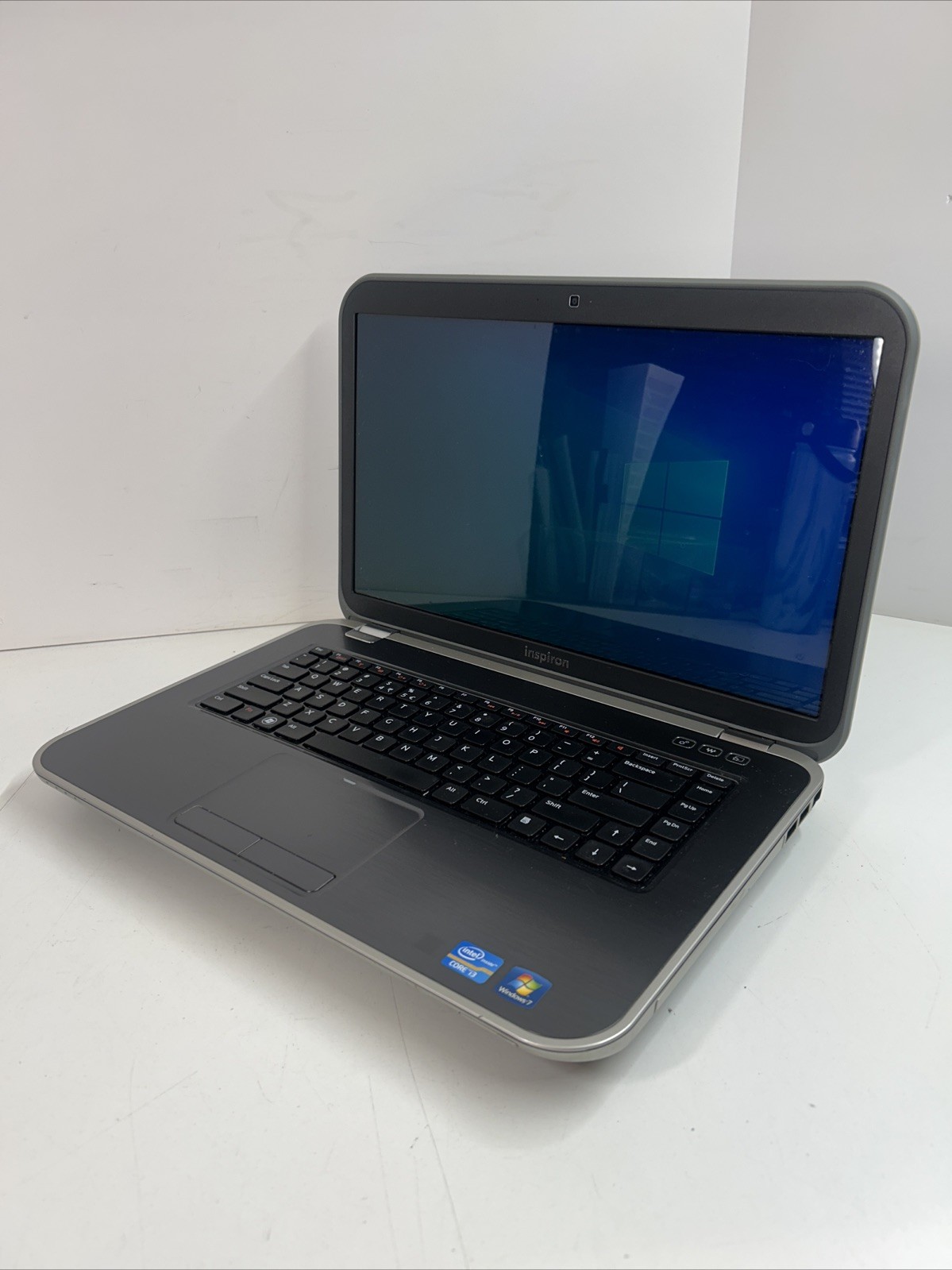Dell Inspiron 5520 i3-2370m 8GB Ram 240GB SSD Win 10 Pro 🔋Fair