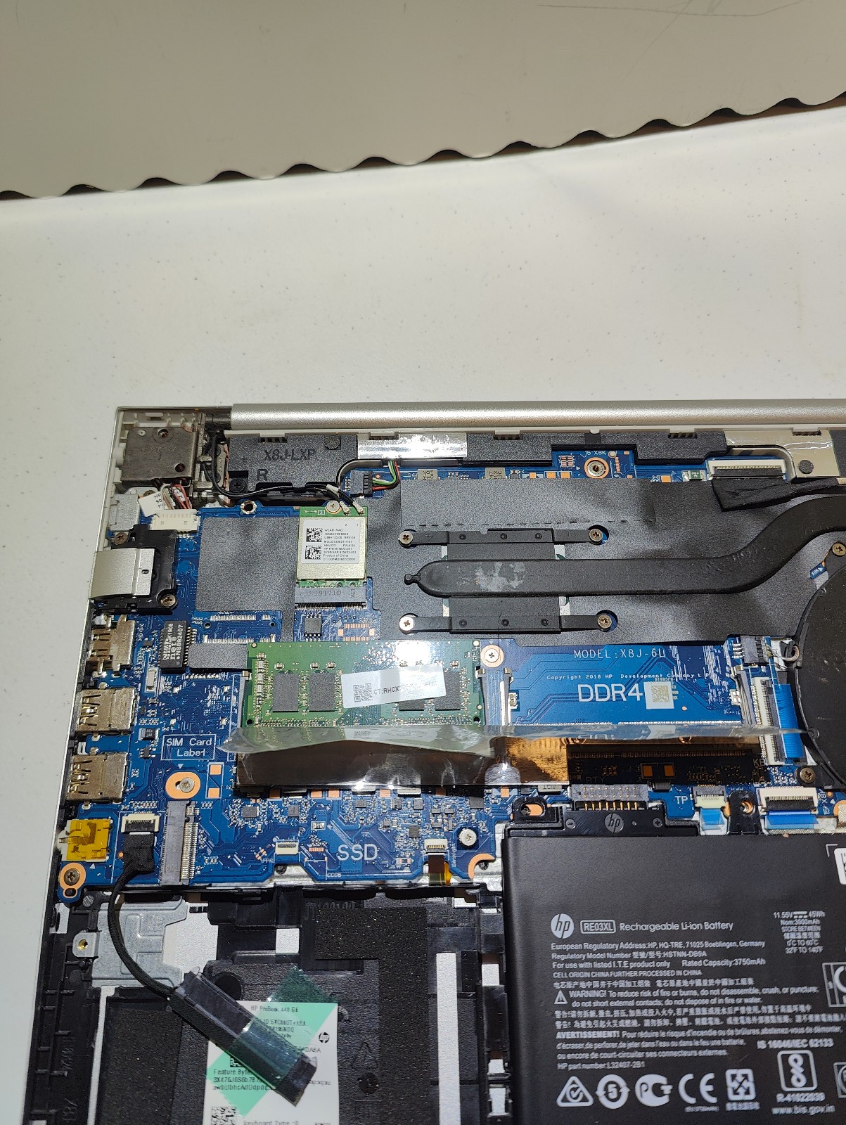 HP PROBOOK 440 G6 Intel® Core™ i5-8265U 8GB RAM, NO HDD/OS PARTS ONLY