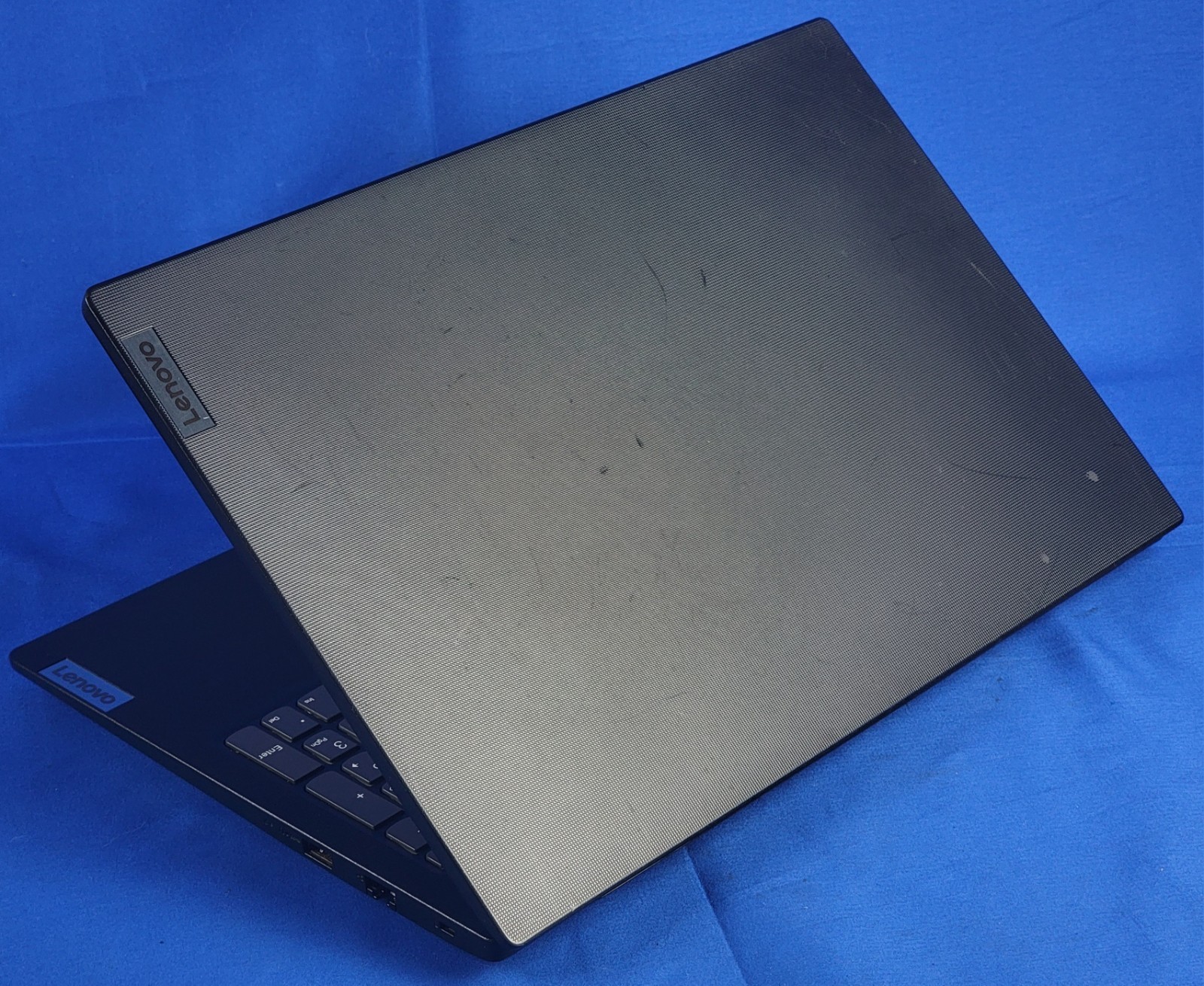Lenovo V15 G4 IAN 82YW 15.6″ N100 0.8GHz 8GB RAM 128GB SSD Laptop w/ Charger